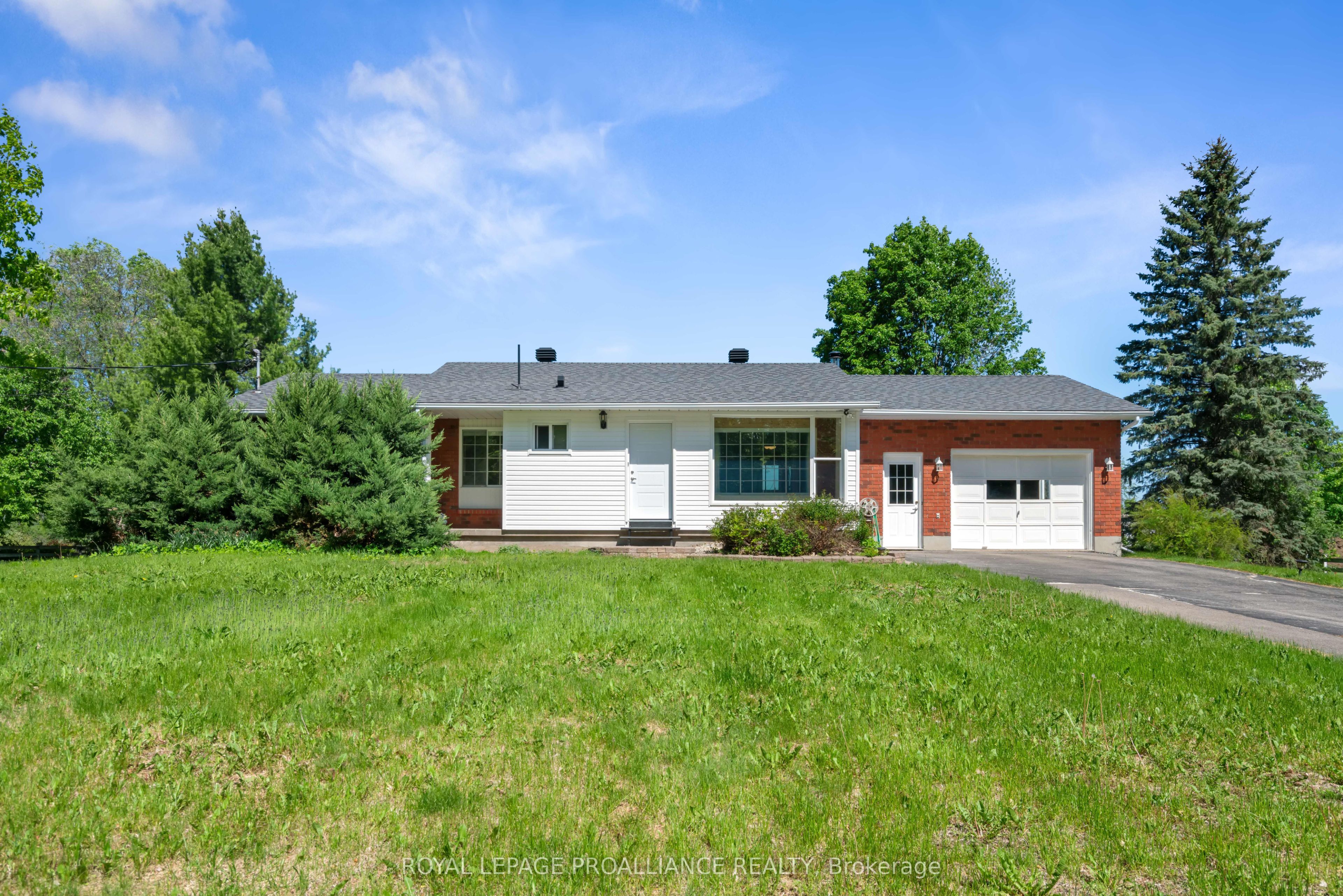 706 Kitley 3 Line, Elizabethtown-Kitley, ON K0G 1G0 photo 4