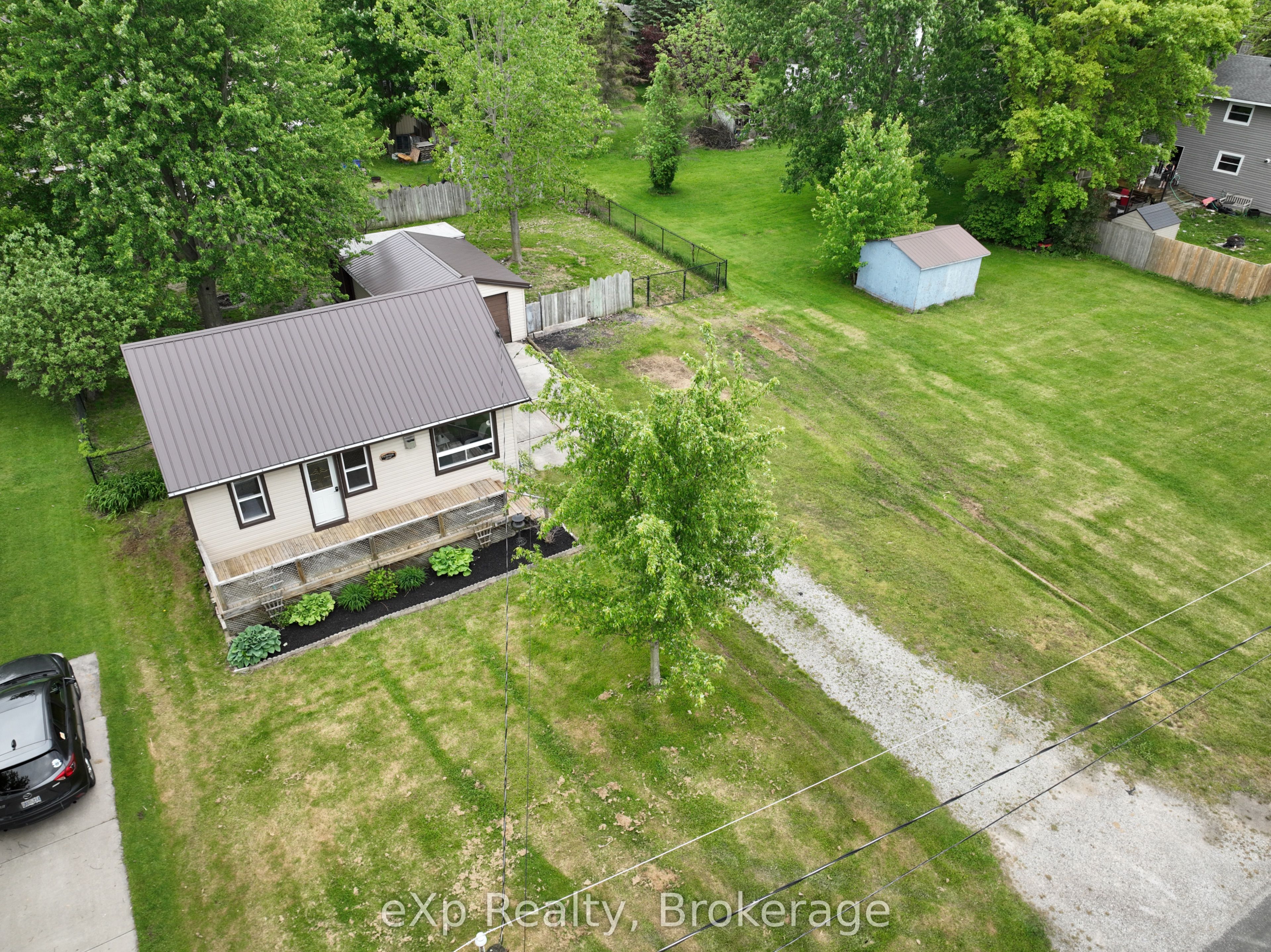 2608 Sheriff Street, Oil Springs, ON N0N 1P0 photo 3