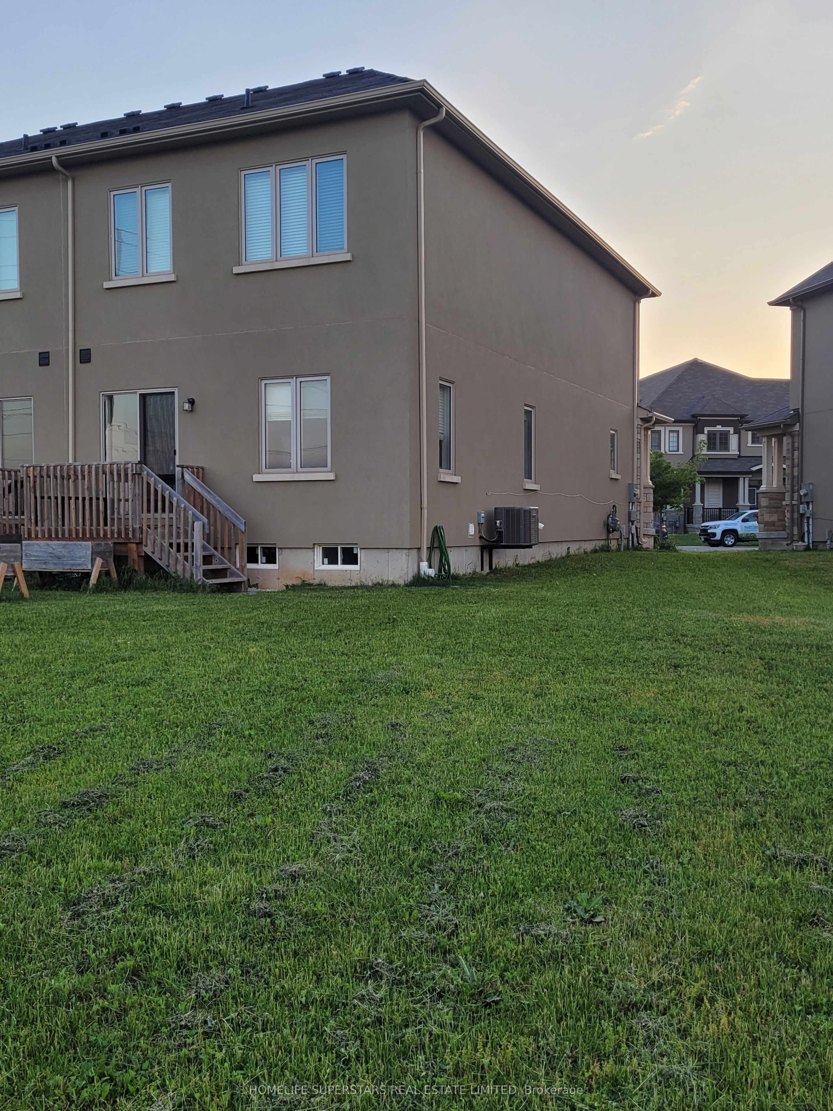 118 Flagg Avenue, Brant, ON N3L 0G2 photo 4