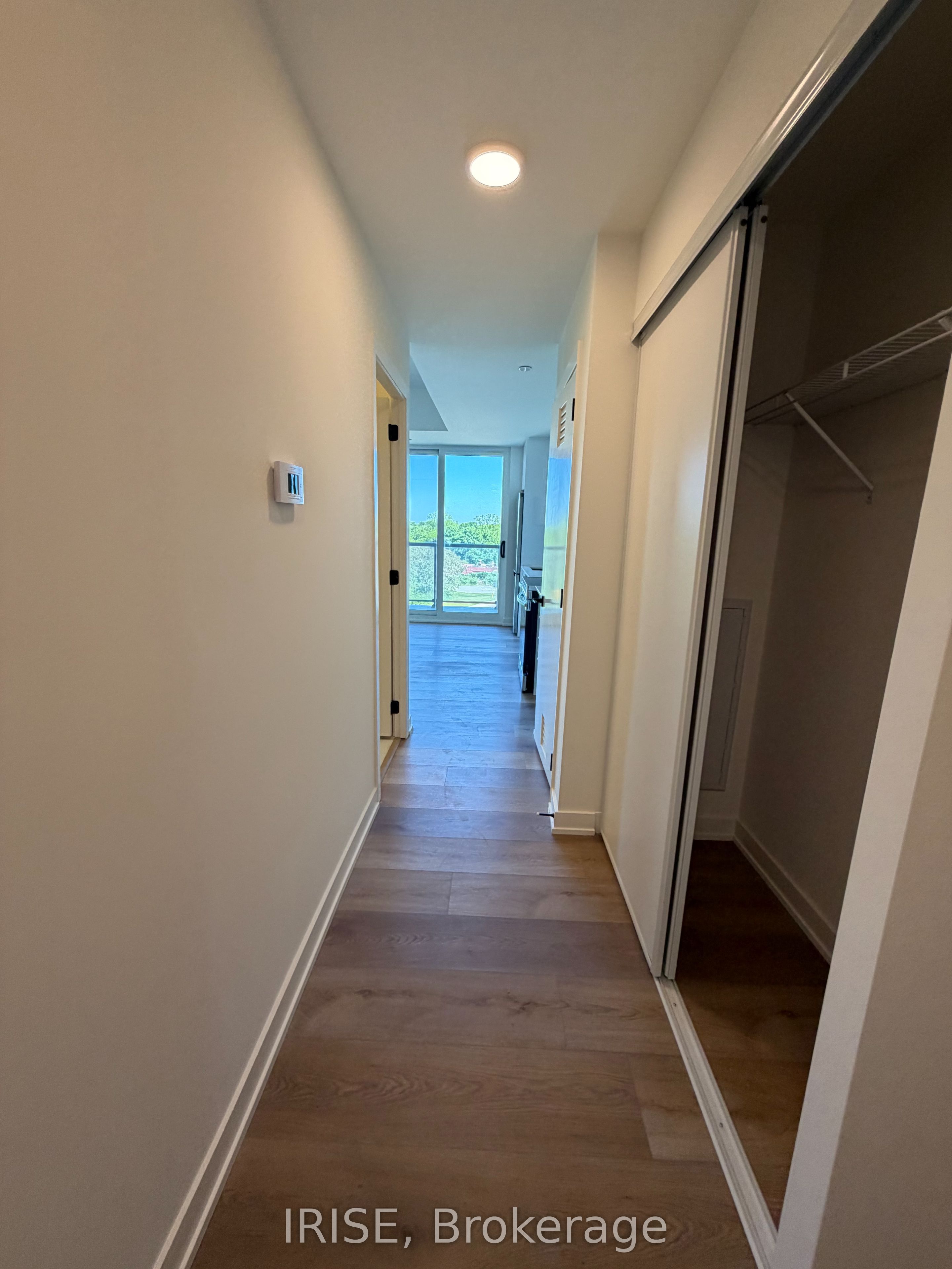 33 Erie Avenue 508, Brantford, ON N3S 0K7 photo 2