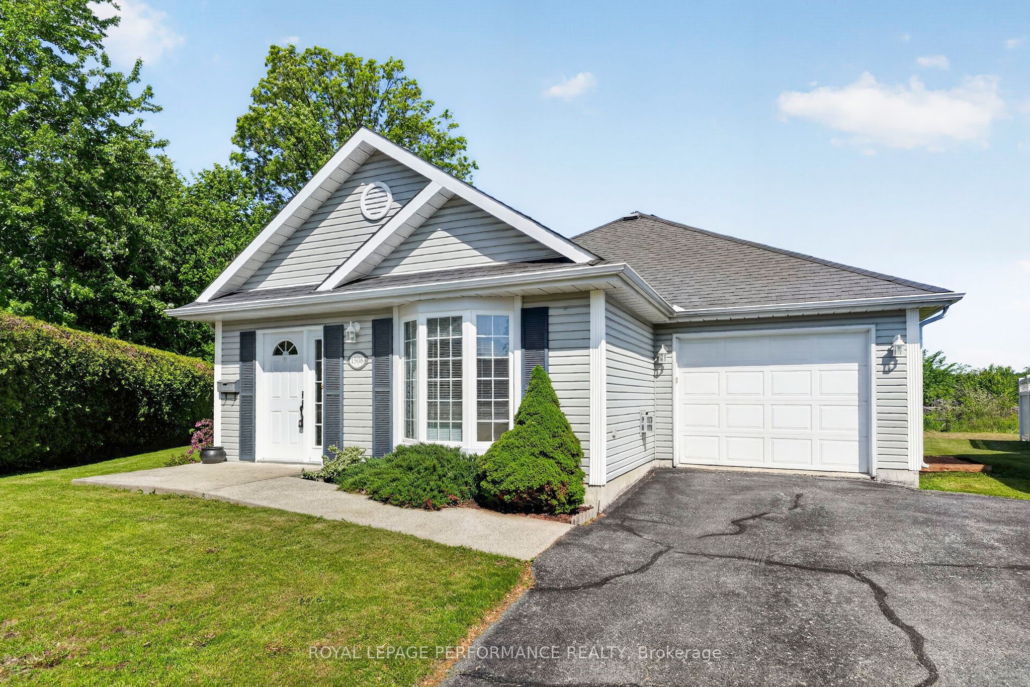 1506 Frank Court, Cornwall, ON K6H 7N7 photo 2