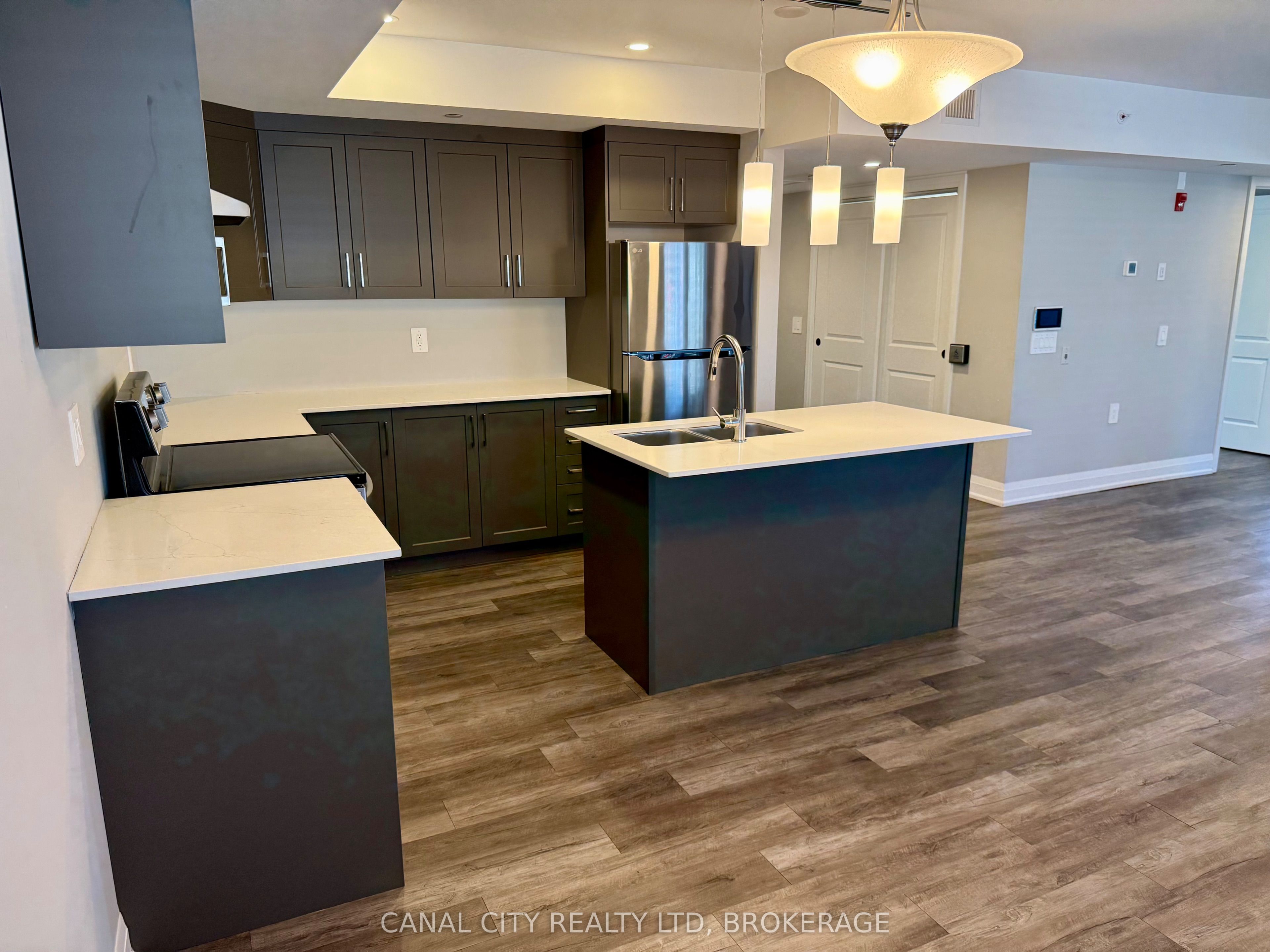 6 Ann Street 4, Thorold, ON L2V 2J3 photo 5