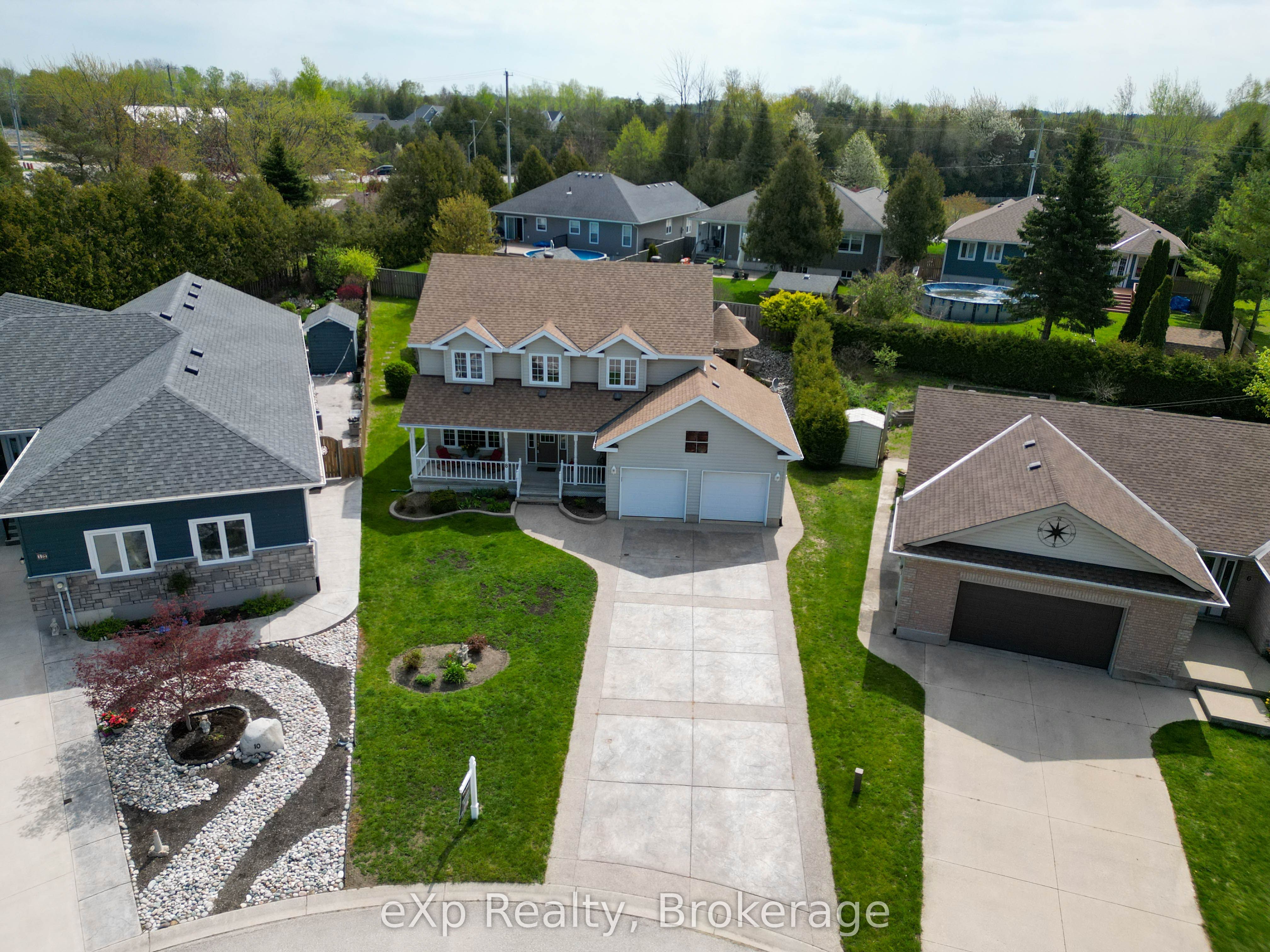 8 Sandpiper Court, Saugeen Shores, ON N0H 2L0 photo 2