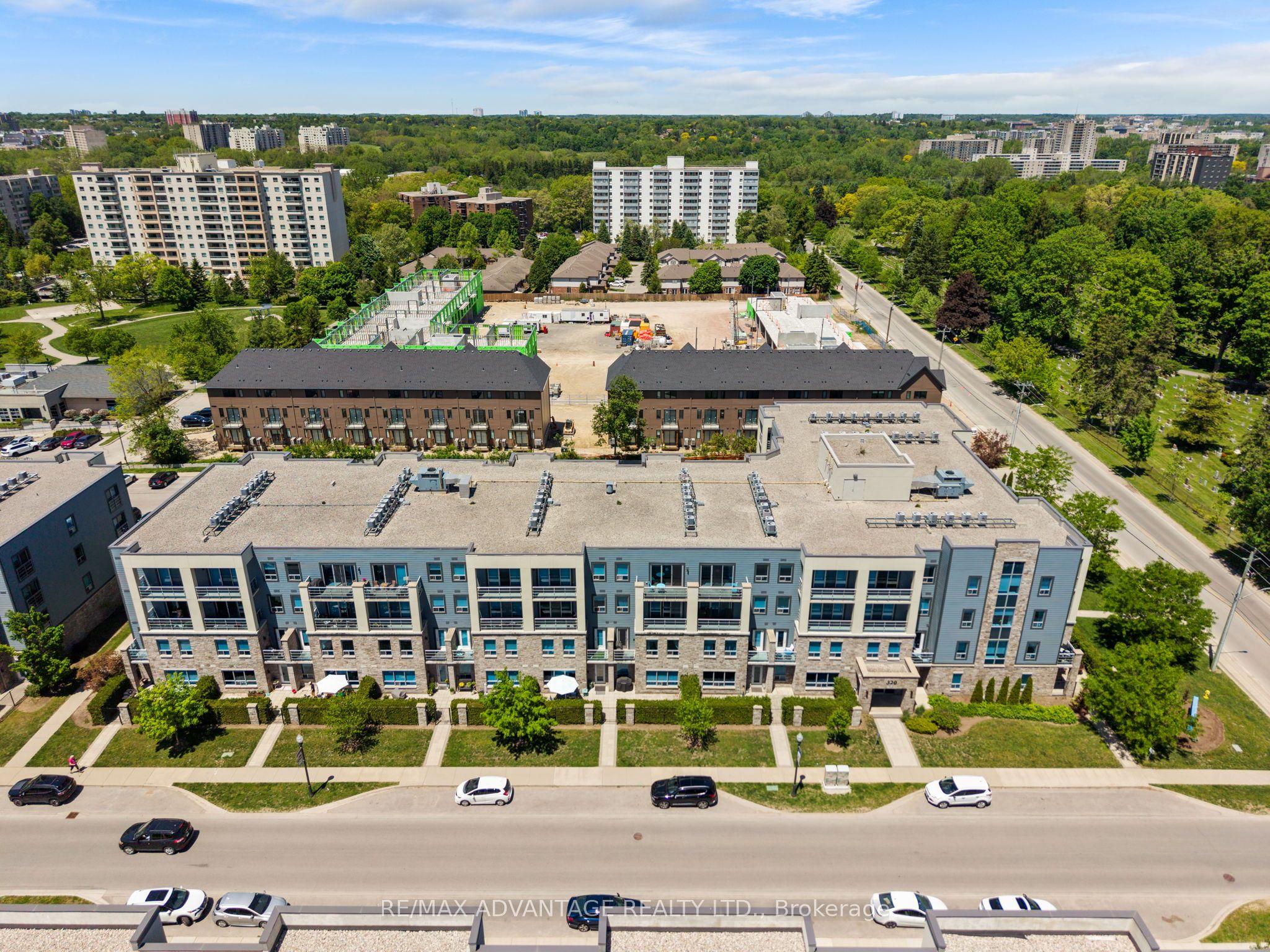 320 Sugarcreek Trail 109, London North, ON N6H 0G3