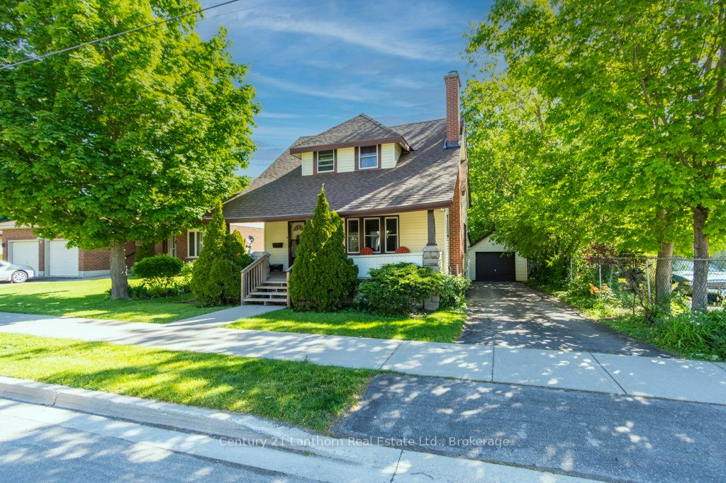 7 Purdy Street, Belleville, ON K8P 1Y8