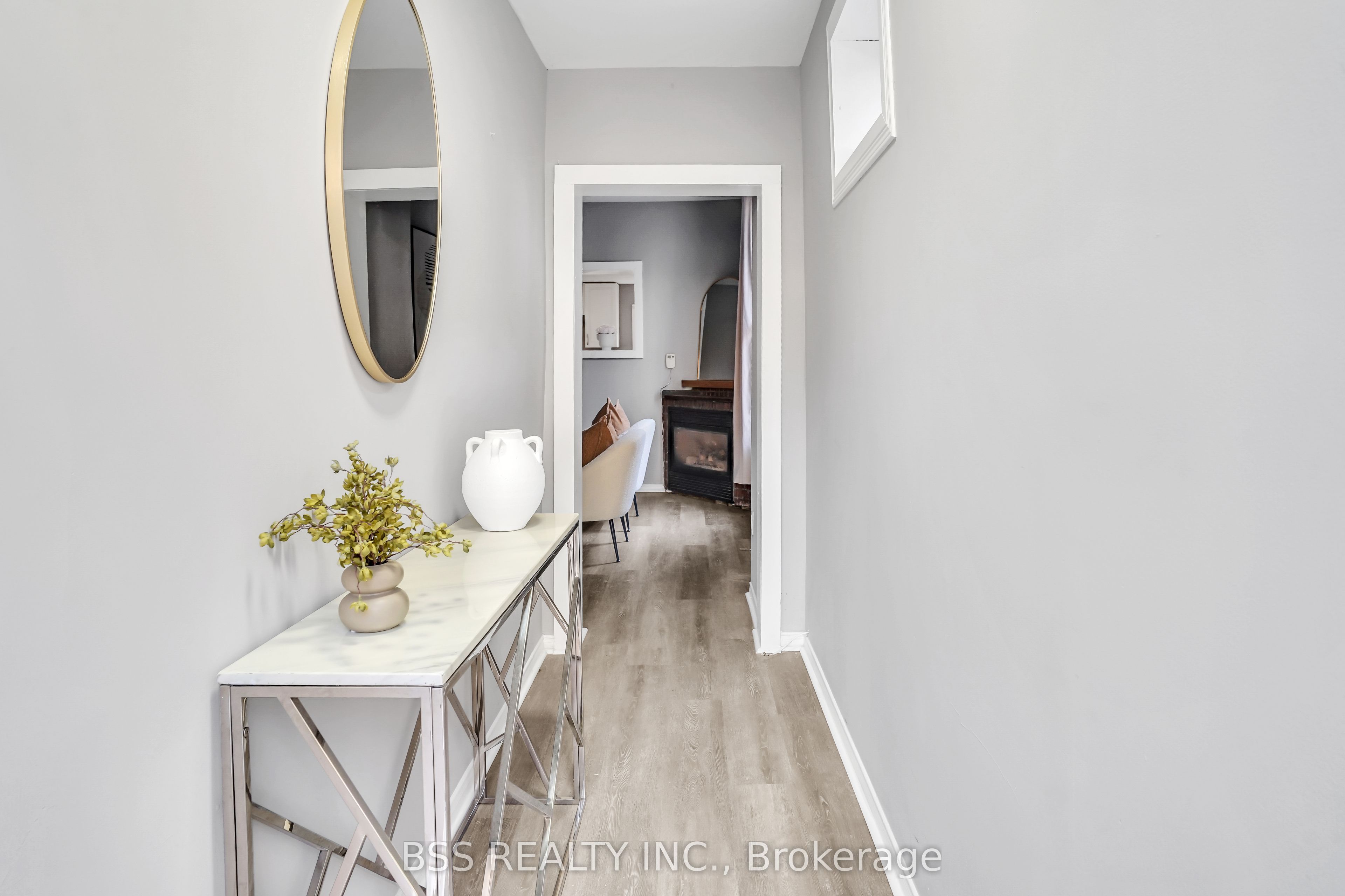 297 Sherbrooke Street, Peterborough, ON K9J 2N7 photo 4