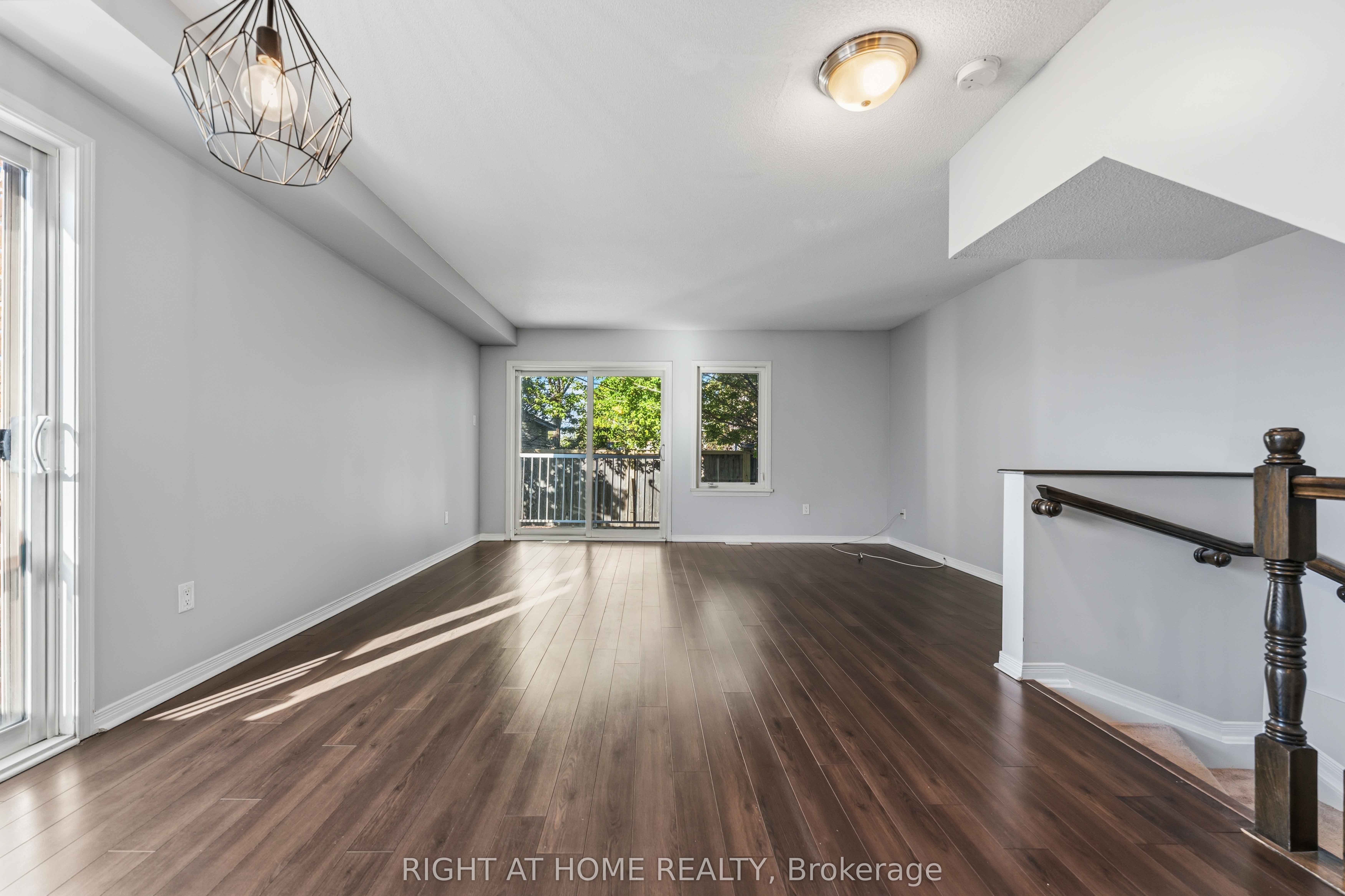 227 Keltie Private, Barrhaven, ON K2J 0A3 photo 3