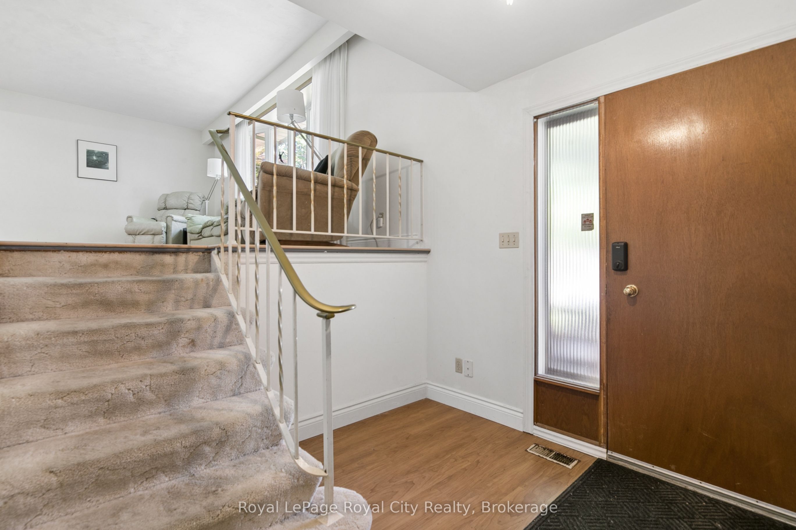 55 Lonsdale Drive, Guelph, ON N1H 5N1 photo 4