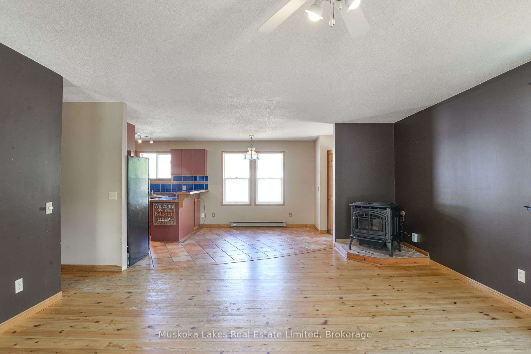 11 Harris Street, Muskoka Lakes, ON P0B 1J0 photo 5