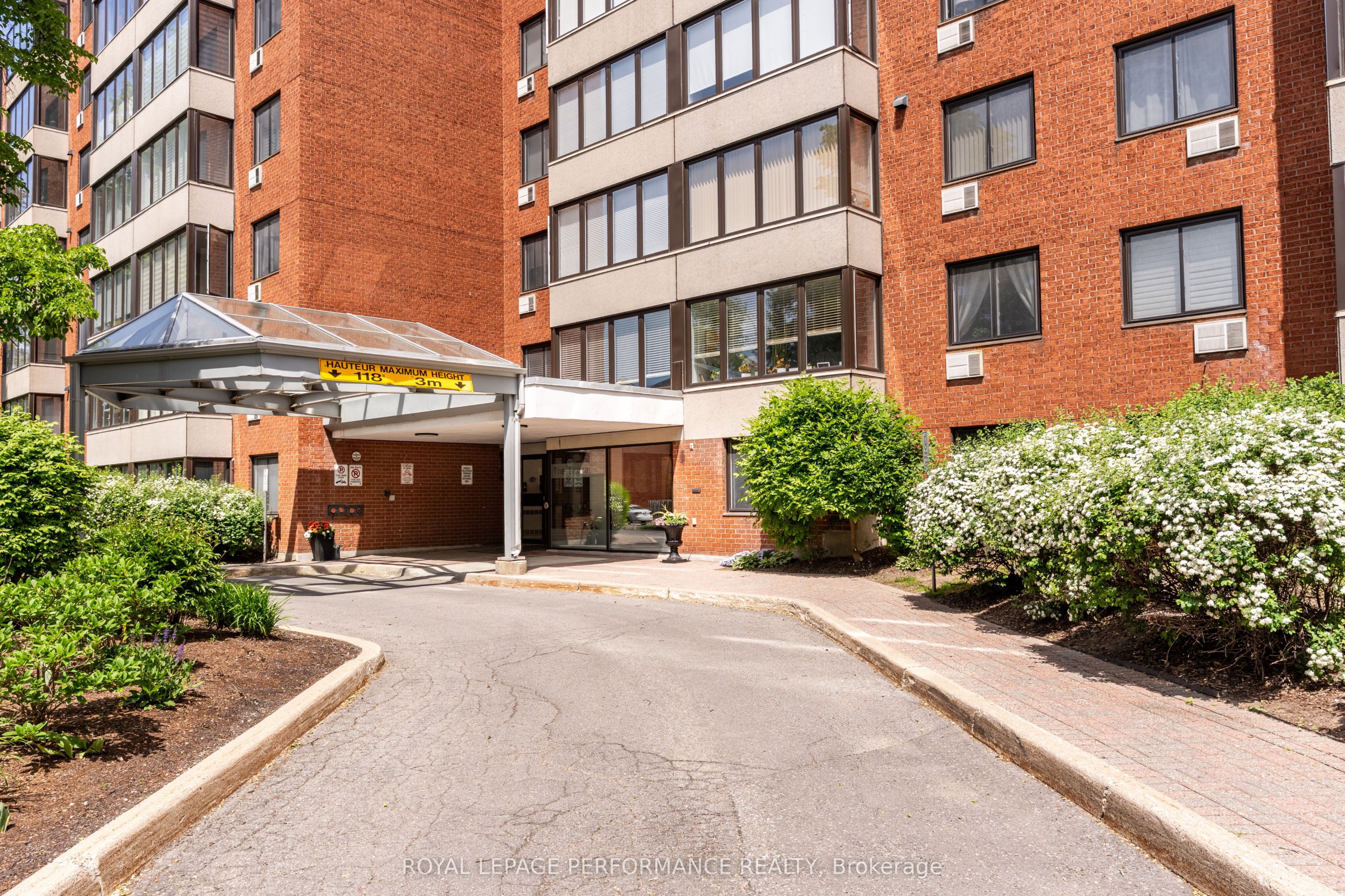 225 Alvin Road 609, Manor Park - Cardinal Glen and Area, ON K1K 4H6 photo 2