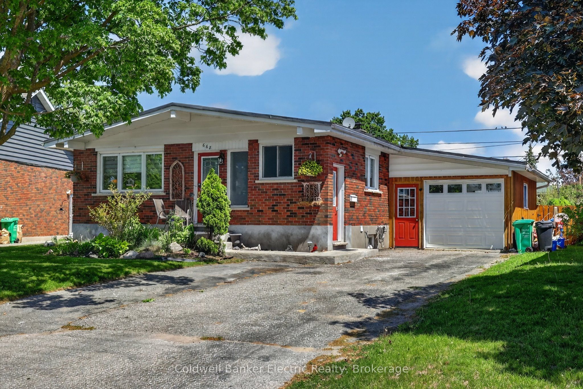668 Barbara Crescent, Peterborough, ON K9J 3X5 photo 2
