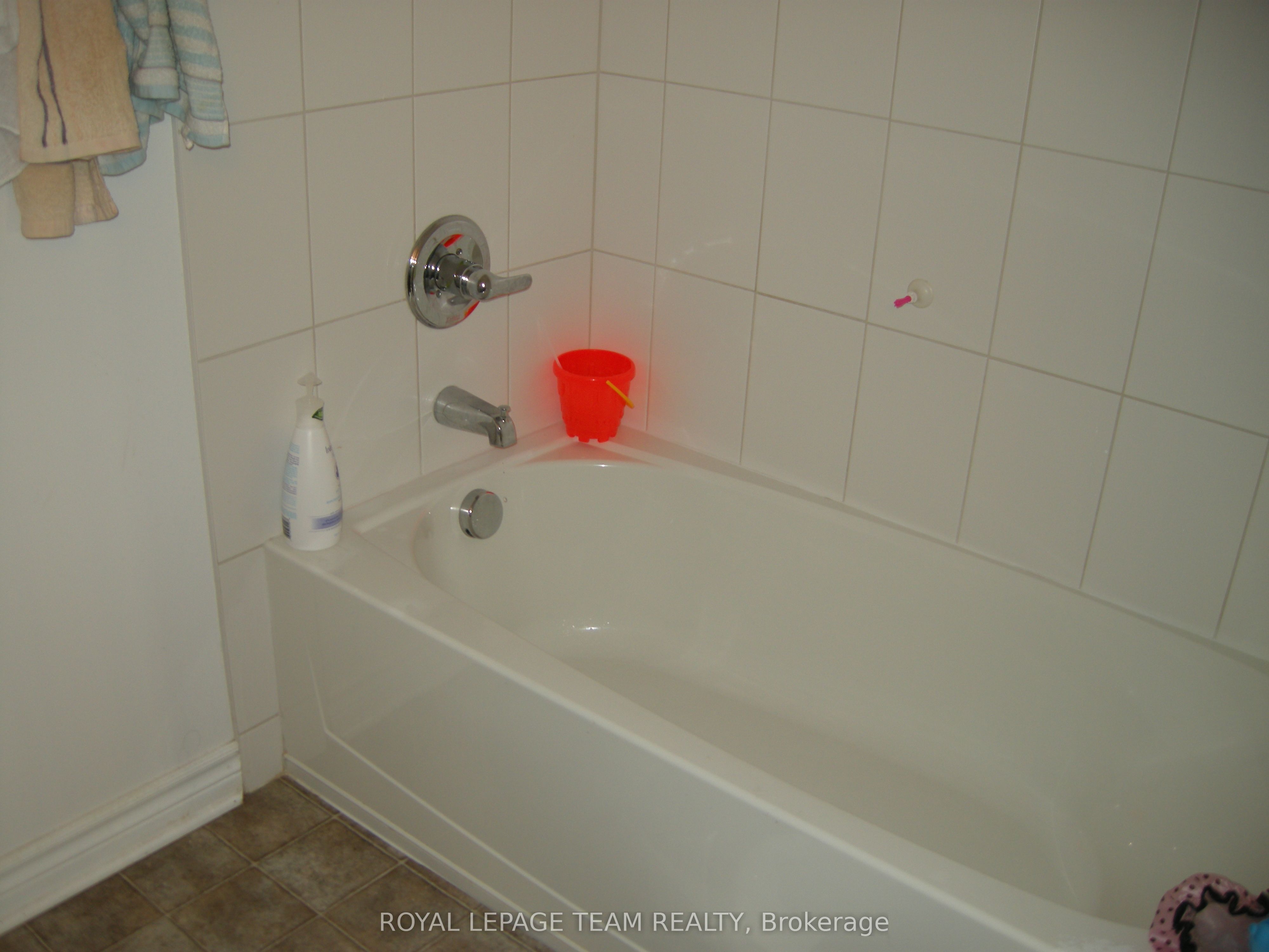 105 Fraser Fields Way H, Barrhaven, ON K2J 5V1 photo 3