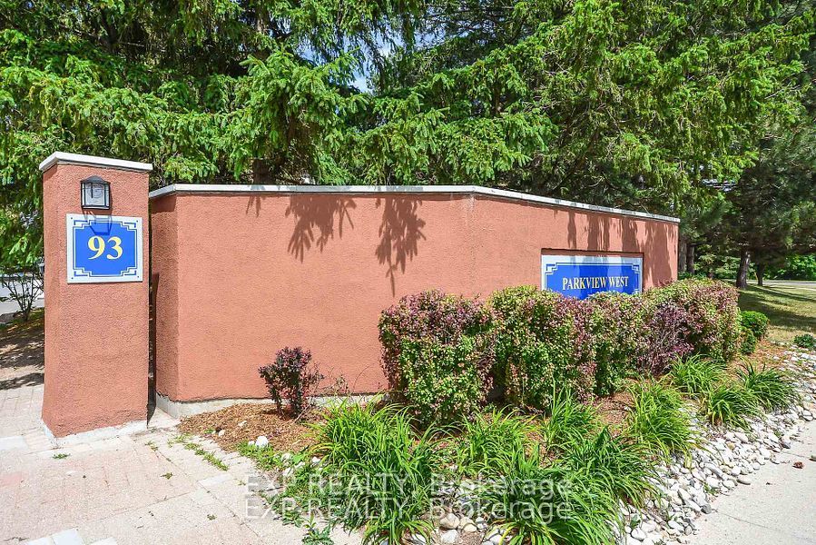 93 Westwood Road 301, Guelph, ON N1H 7J7