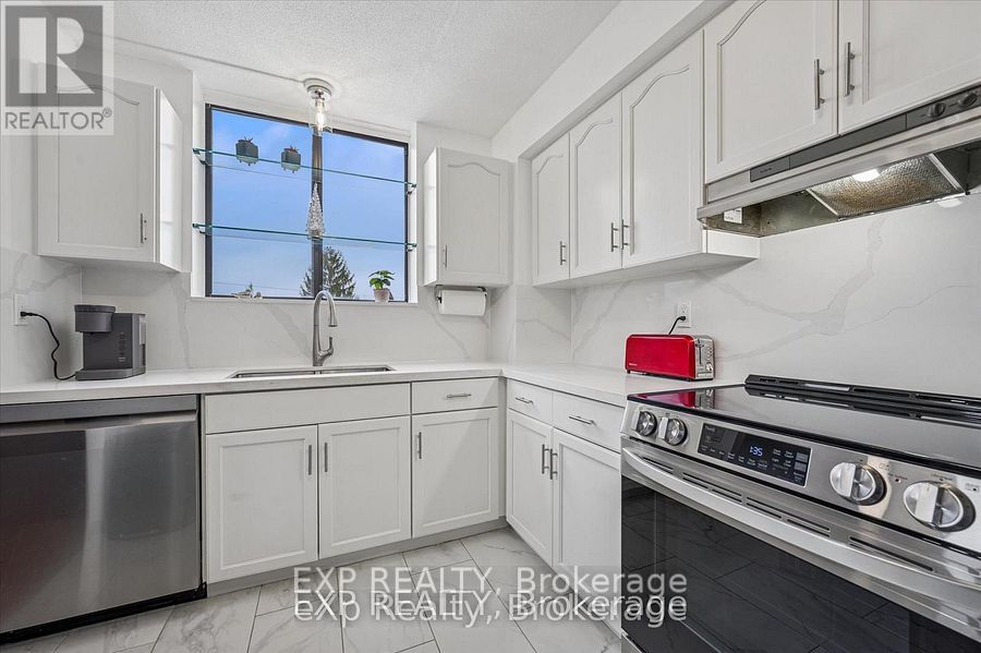 93 Westwood Road 301, Guelph, ON N1H 7J7 photo 5