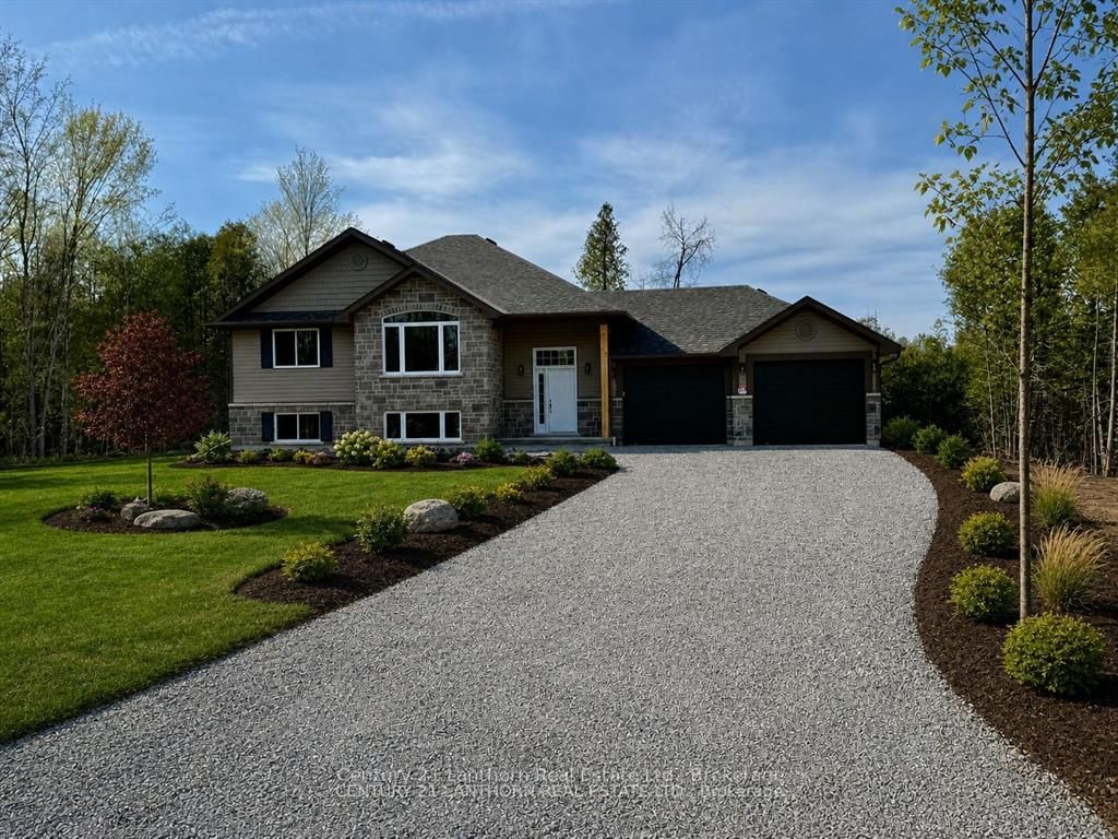 1039 Crookston Road, Centre Hastings, ON K0K 2K0