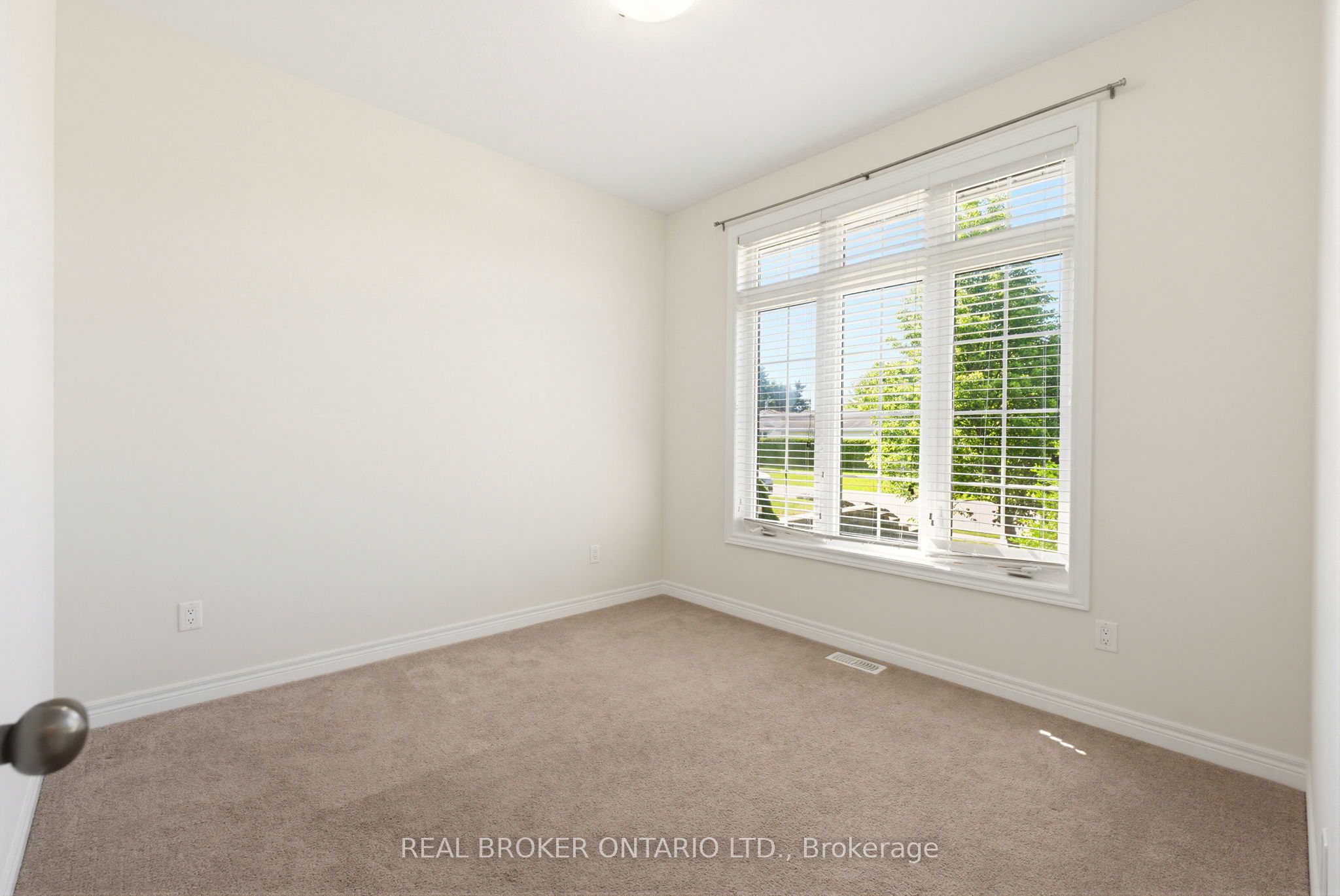 11 Cottonwood Street, Norfolk, ON N0E 1Y0 photo 4