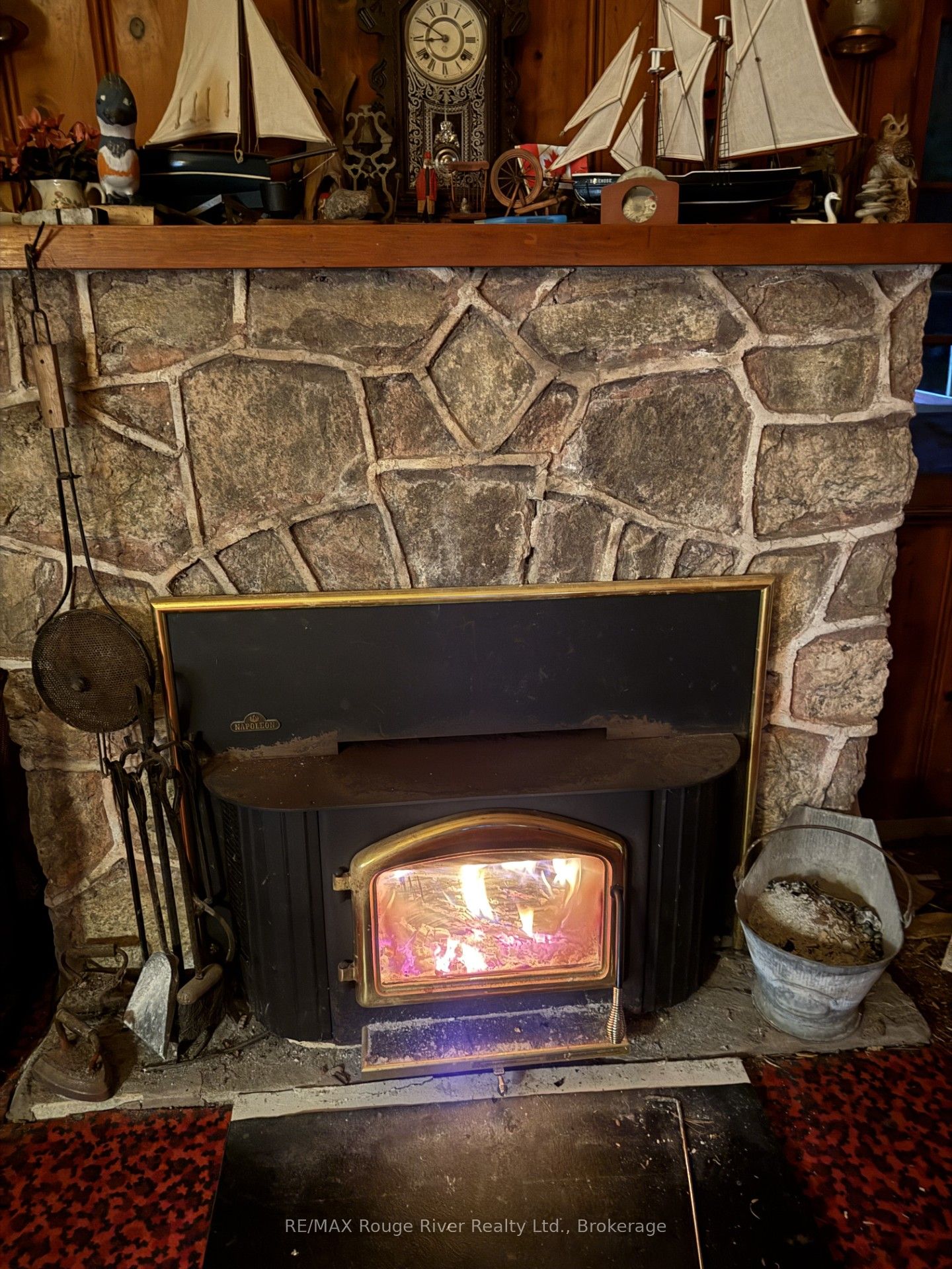 1246 Sugar Bush Lane, Minden Hills, ON K0M 2K0 photo 4