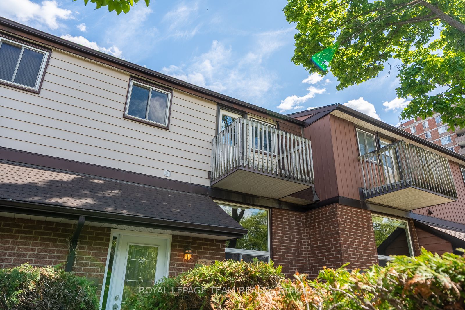 402 Montfort Street 9, Vanier and Kingsview Park, ON K1L 8G7 photo 4