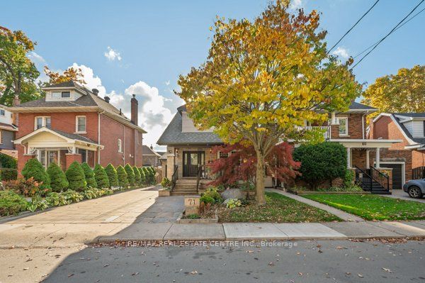 71 Paisley Avenue N Main 2nd, Hamilton, ON L8S 4H1