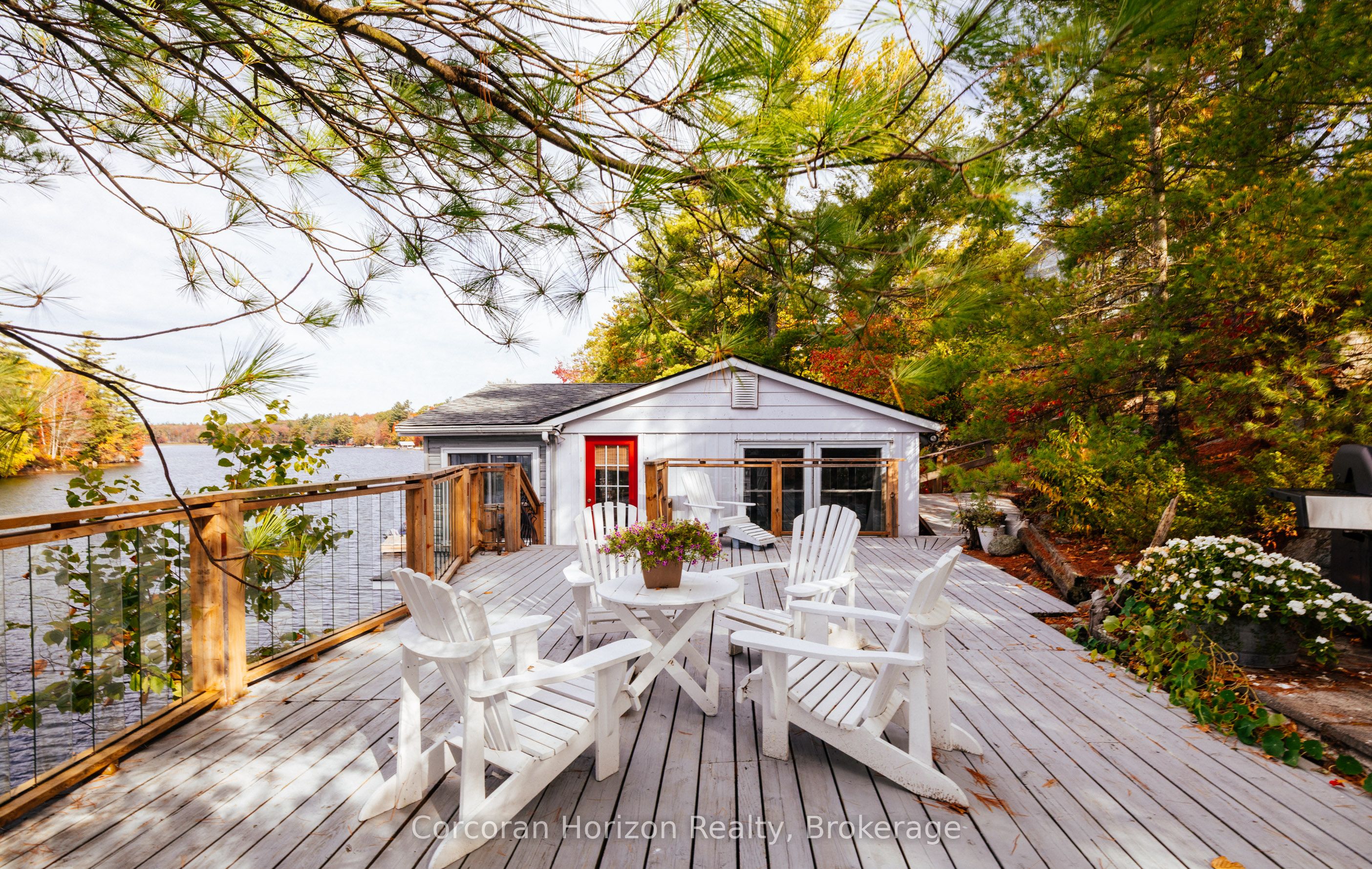 566 Hungry Bay Road W, Georgian Bay, ON L0K 1S0 photo 4
