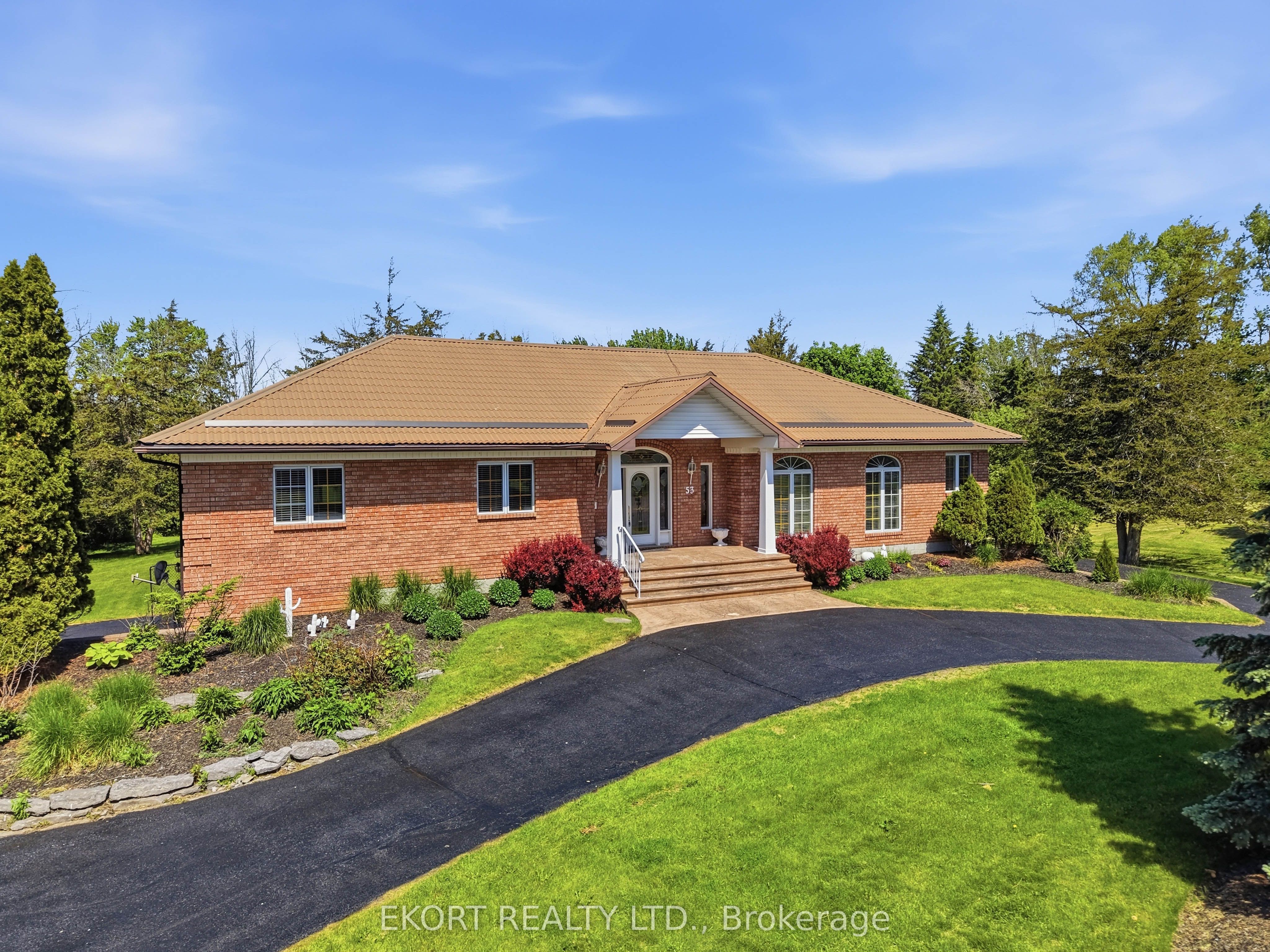 53 O'Neill Drive, Belleville, ON K8N 4Z4