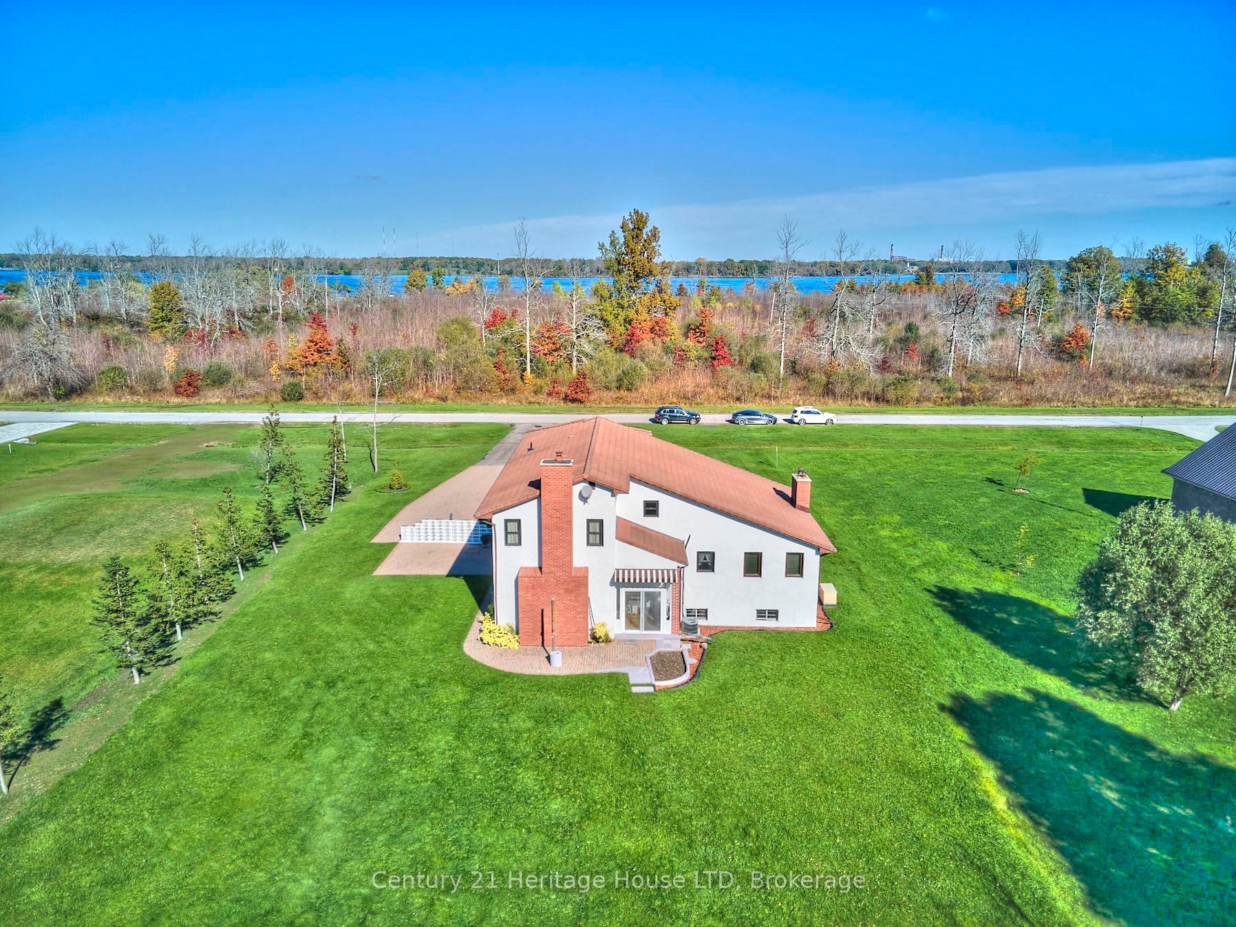 191 Cairns Crescent, Fort Erie, ON L2A 5M4 photo 2