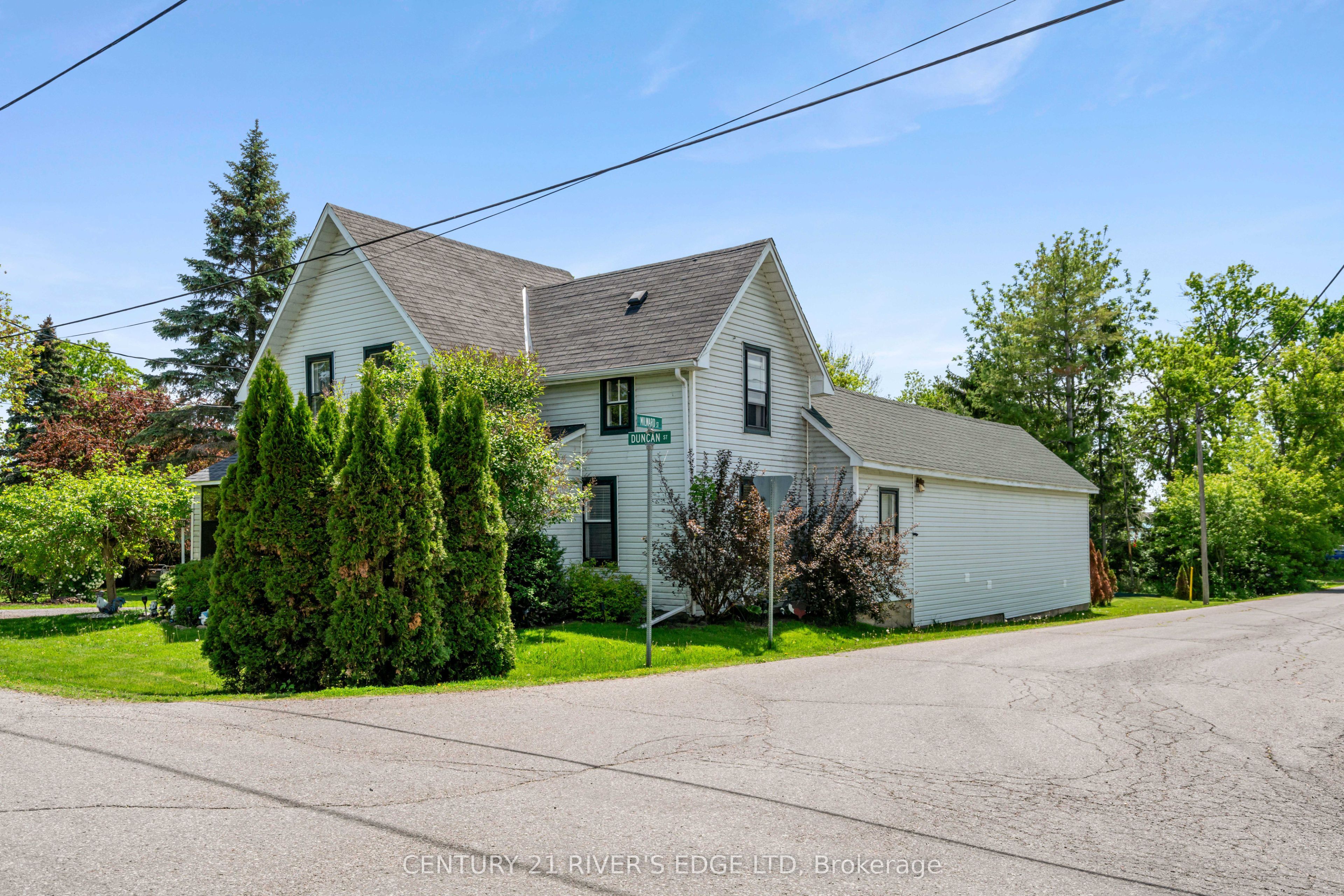 5694 Duncan Street, South Dundas, ON K0C 1X0 photo 2