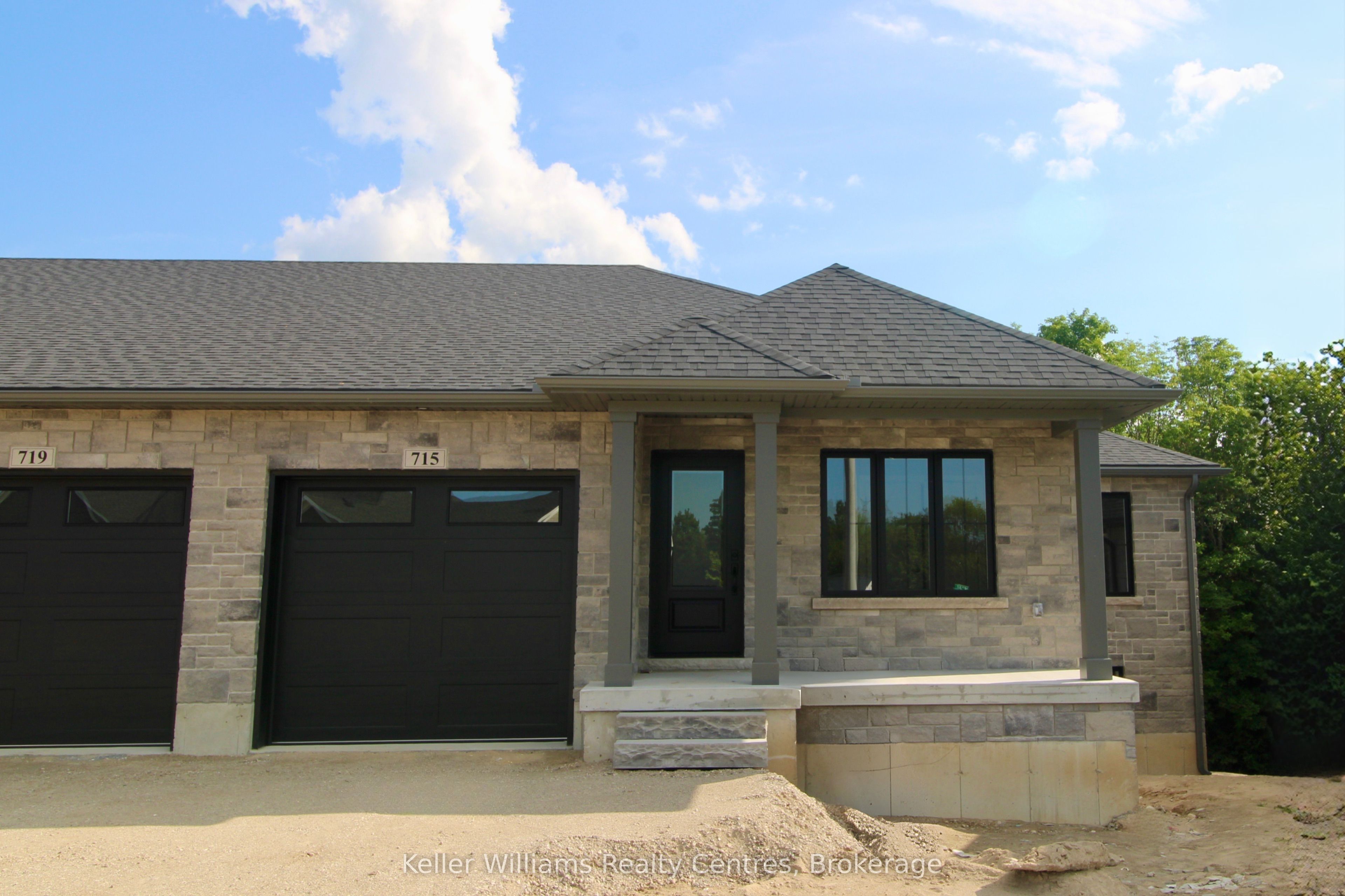 715 18th Street N/A, Hanover, ON N4N 0C7 photo 2