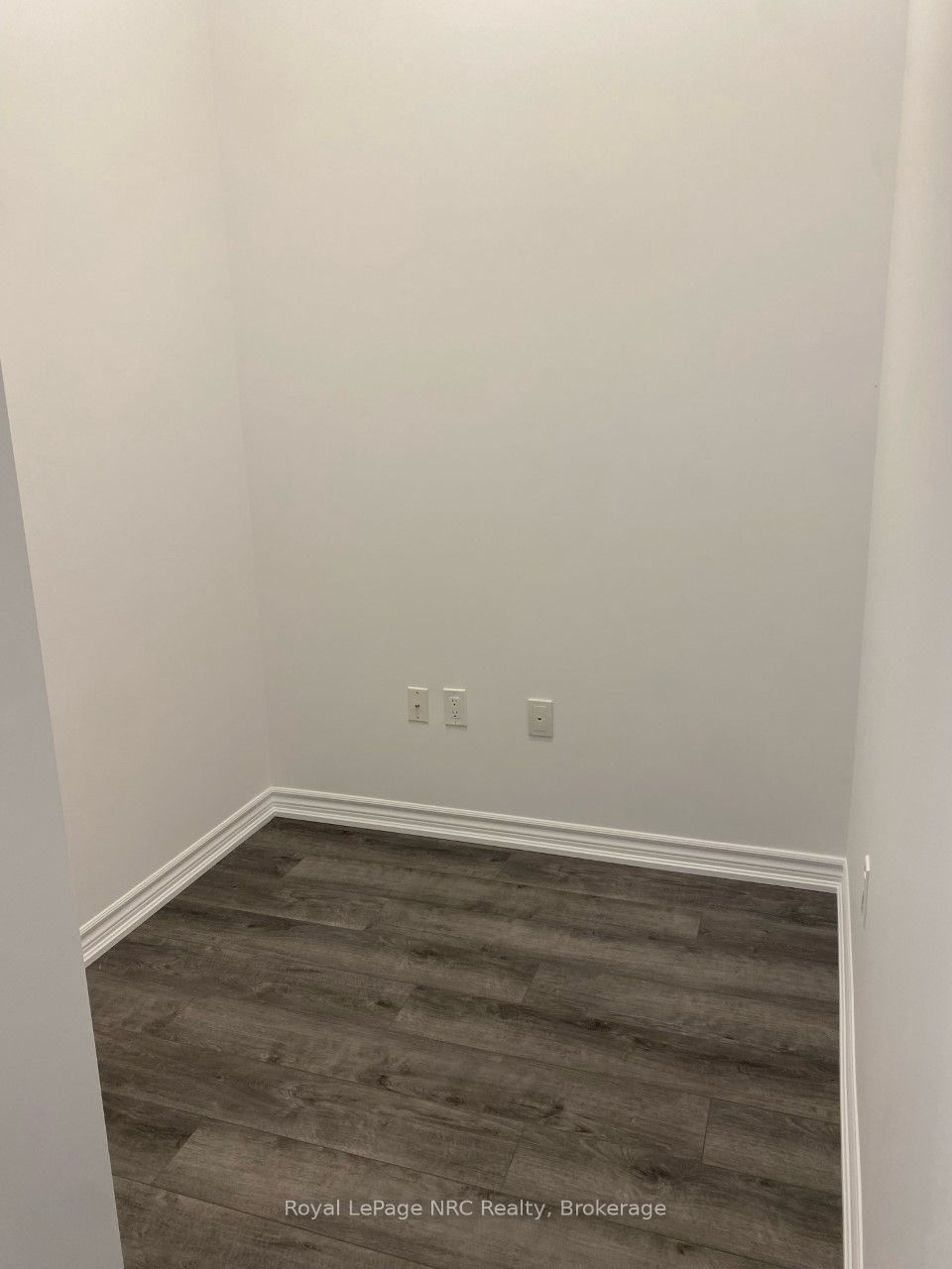 5055 Greenlane Road 604, Lincoln, ON L3J 2J3 photo 5