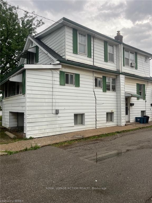 83 Stanley Street, Brantford, ON N3S 6M5 photo 2