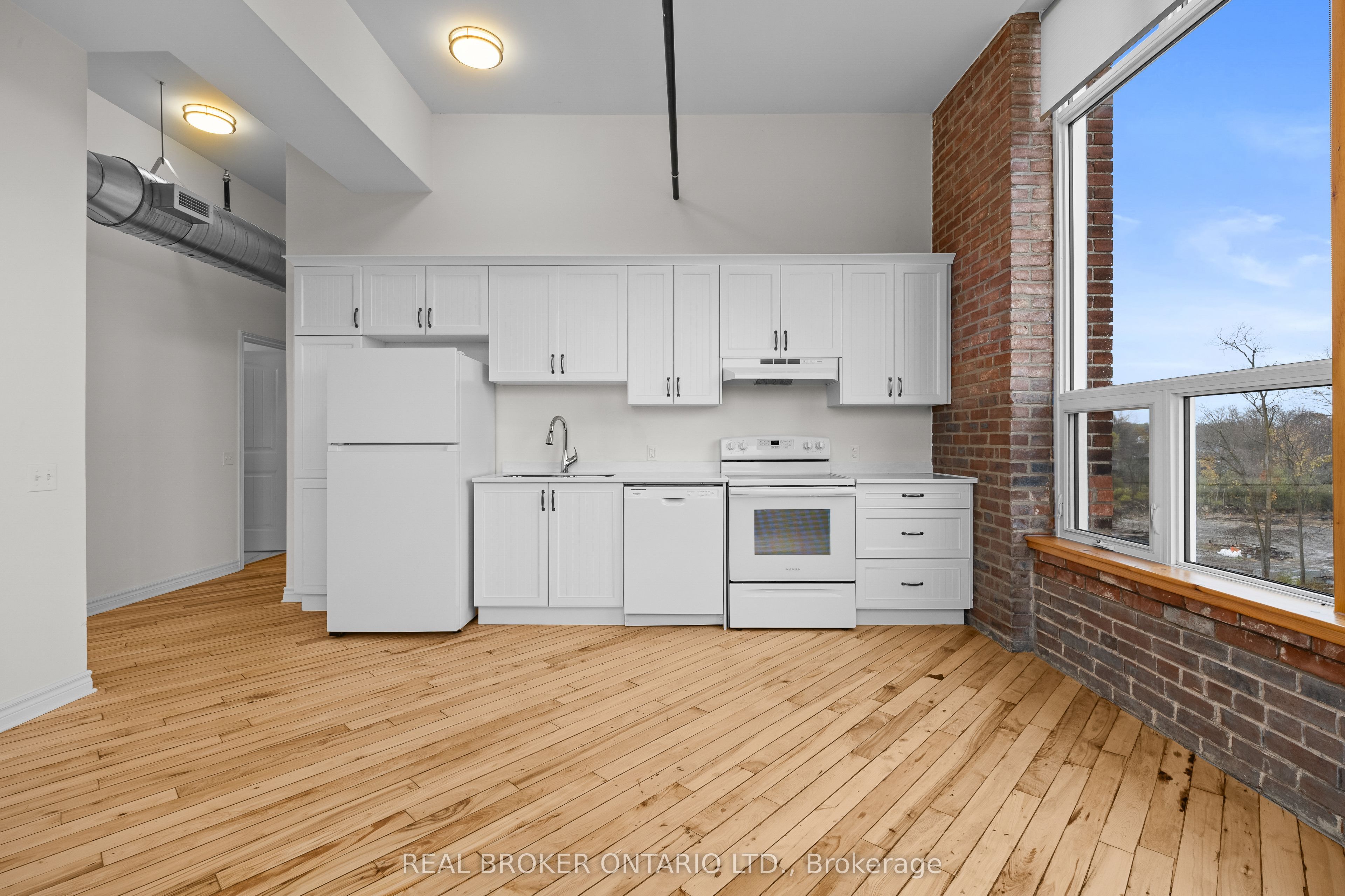 150 Mill Street 313, Carleton Place, ON K7C 1T4 photo 5