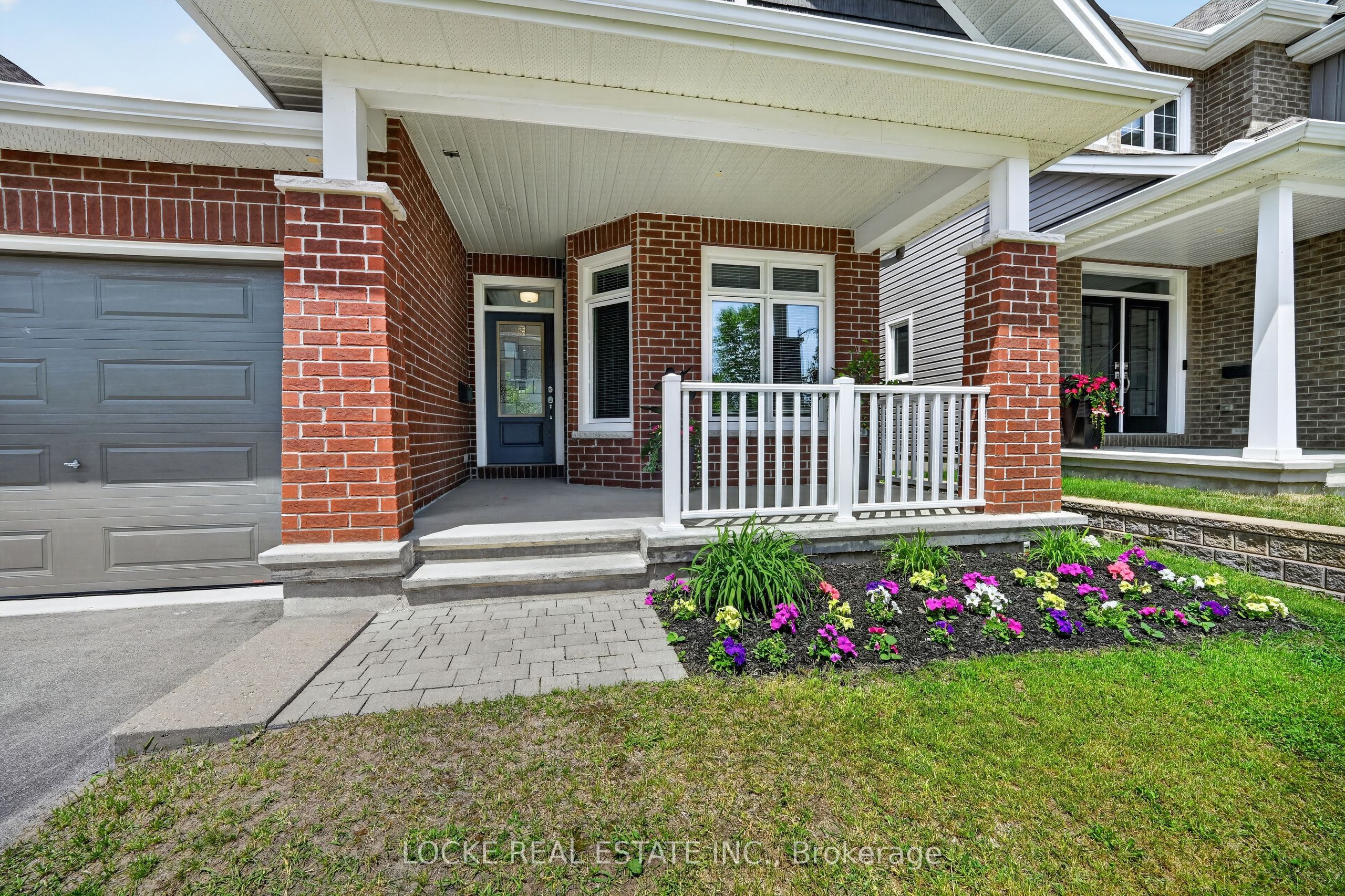 639 Baie-Des-Castors Street, Orleans - Cumberland and Area, ON K4A 1J4 photo 3