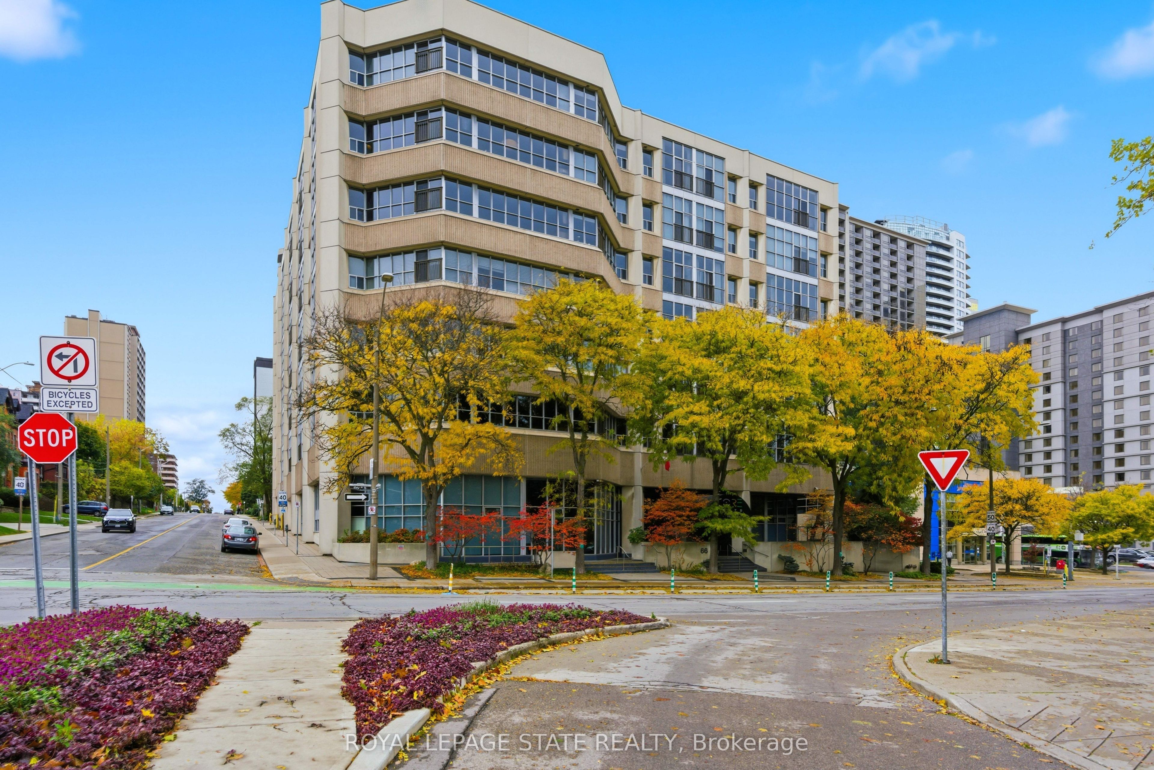 66 Bay Street S PH10, Hamilton, ON L8P 4Z6 photo 3