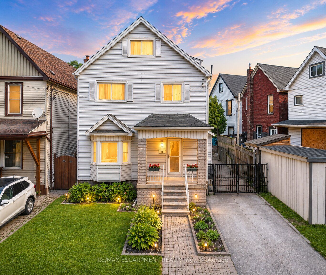 14 Niagara Street, Hamilton, ON L8L 6A2