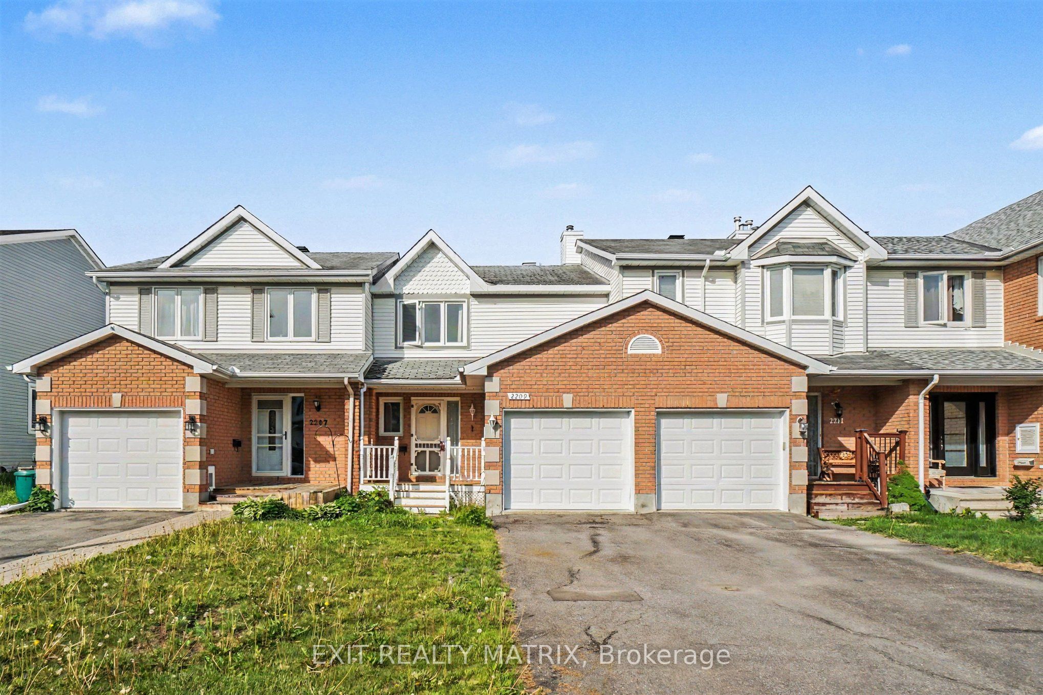 2209 Saturn Crescent, Orleans - Cumberland and Area, ON K4A 3T6 photo 3