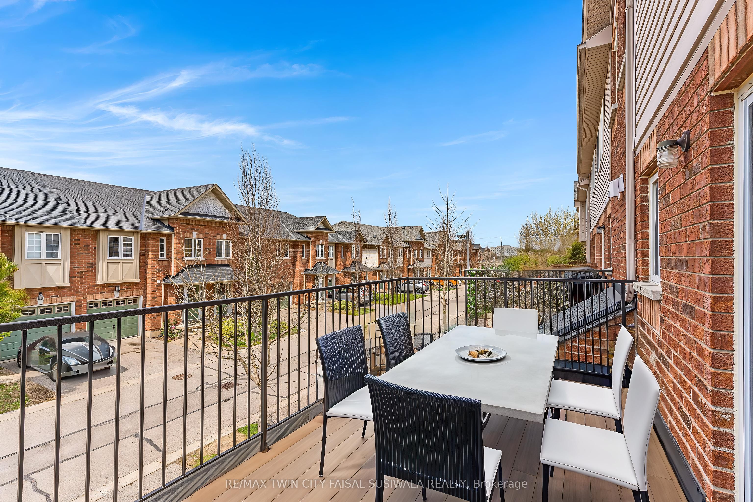 250 Ainslie Street S 14, Cambridge, ON N1R 8P8 photo 5