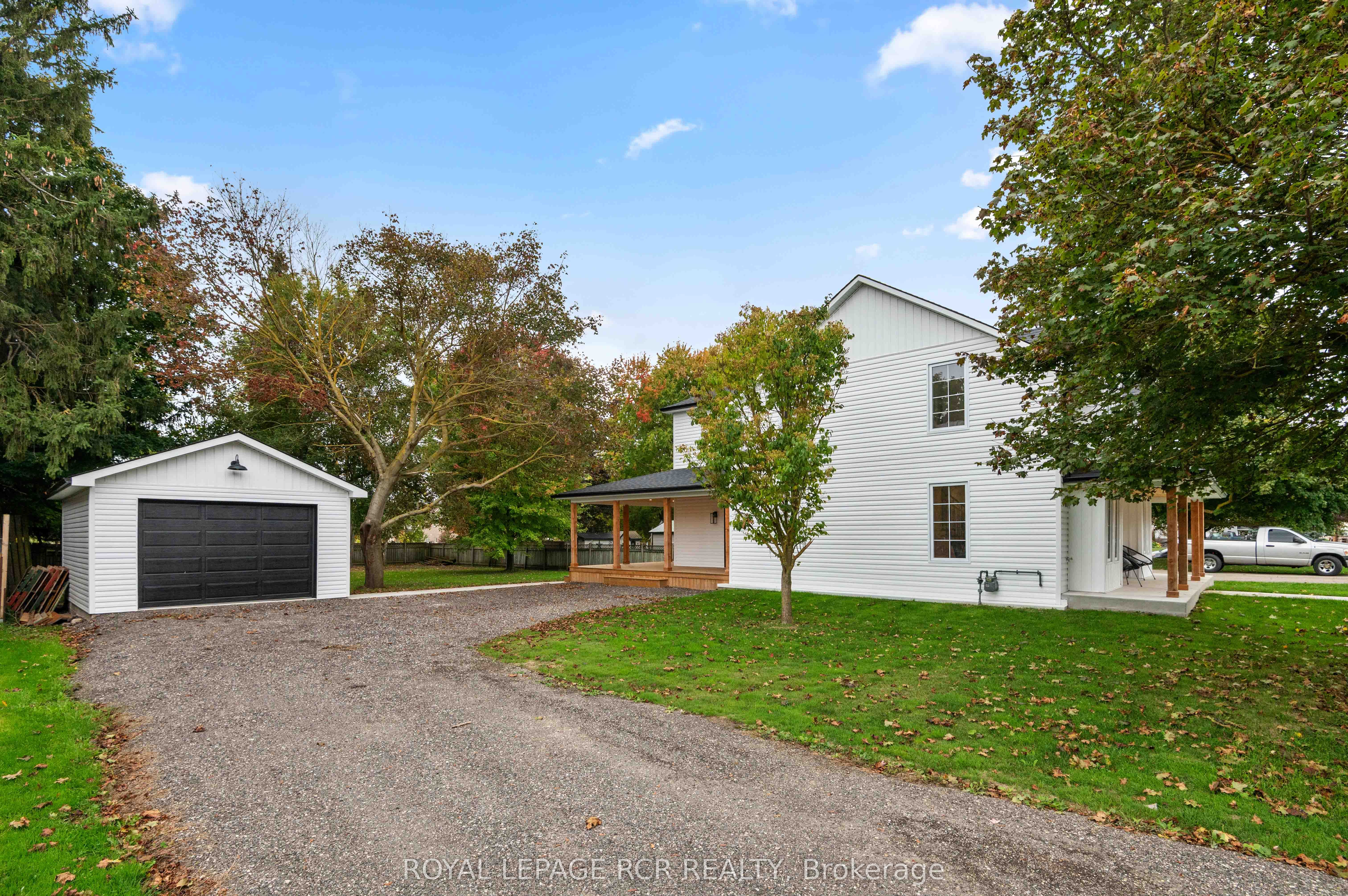 349 Smith Street, Wellington North, ON N0G 1A0 photo 2