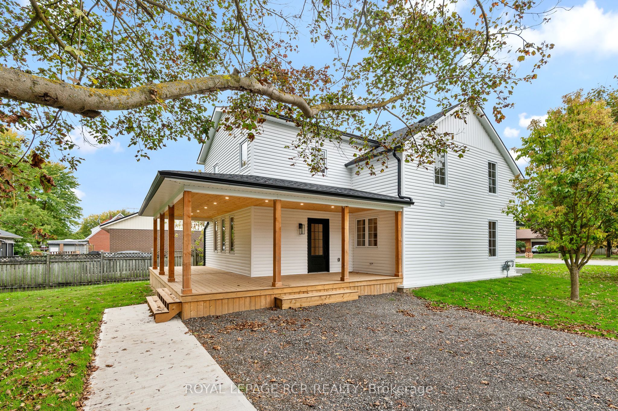 349 Smith Street, Wellington North, ON N0G 1A0 photo 3