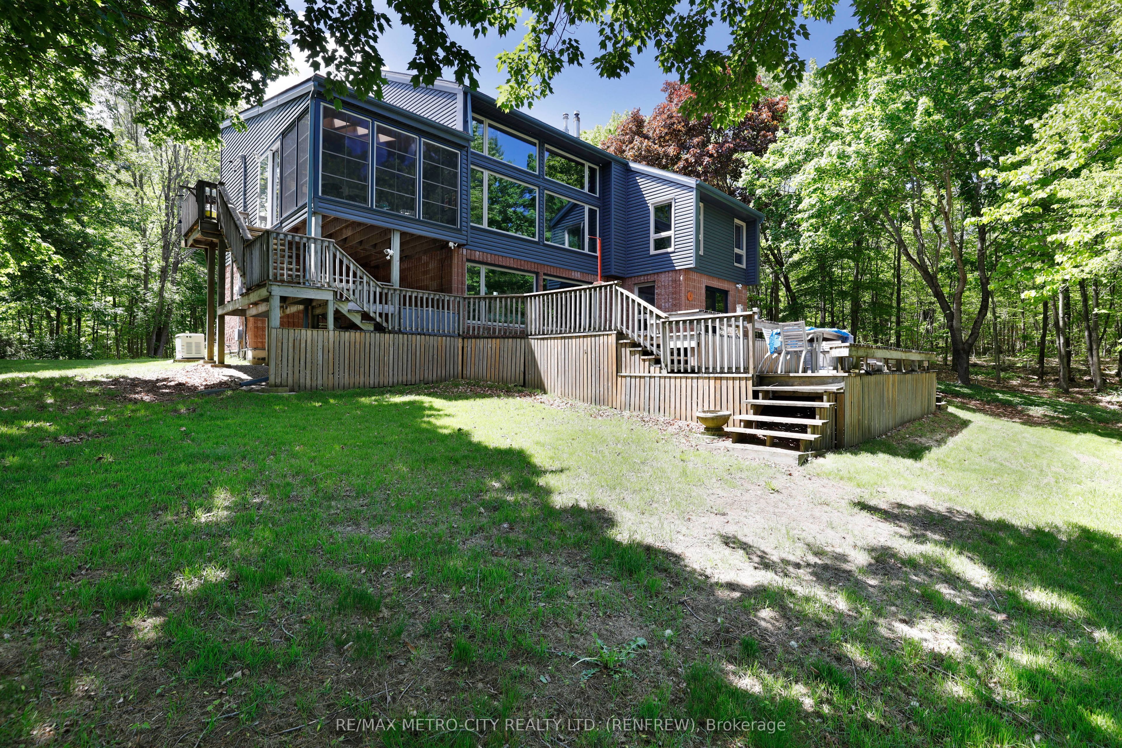 110 Rosebrugh Road, Greater Madawaska, ON K7V 3Z9 photo 3