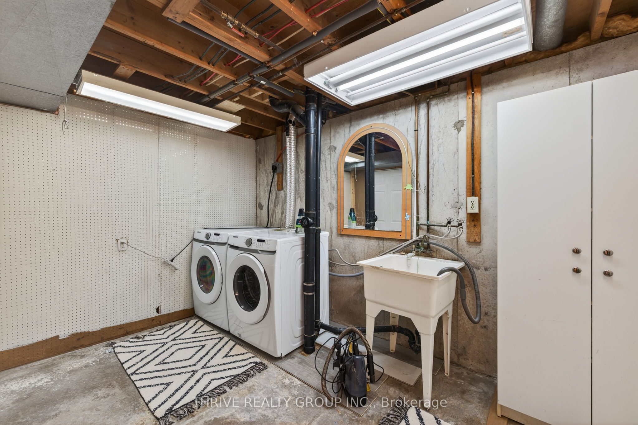 85 Vanbuskirk Drive, St. Thomas, ON N5R 4Z3 photo 2