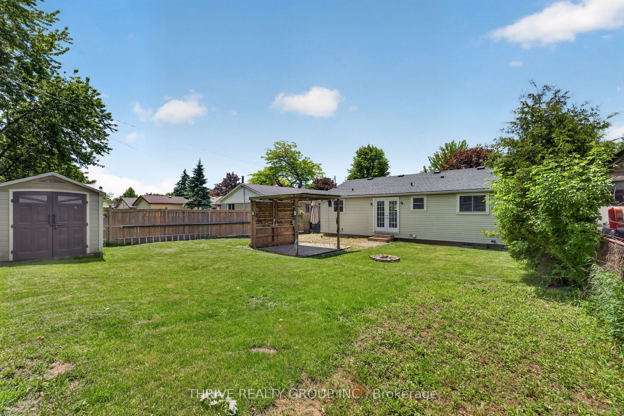 85 Vanbuskirk Drive, St. Thomas, ON N5R 4Z3 photo 5