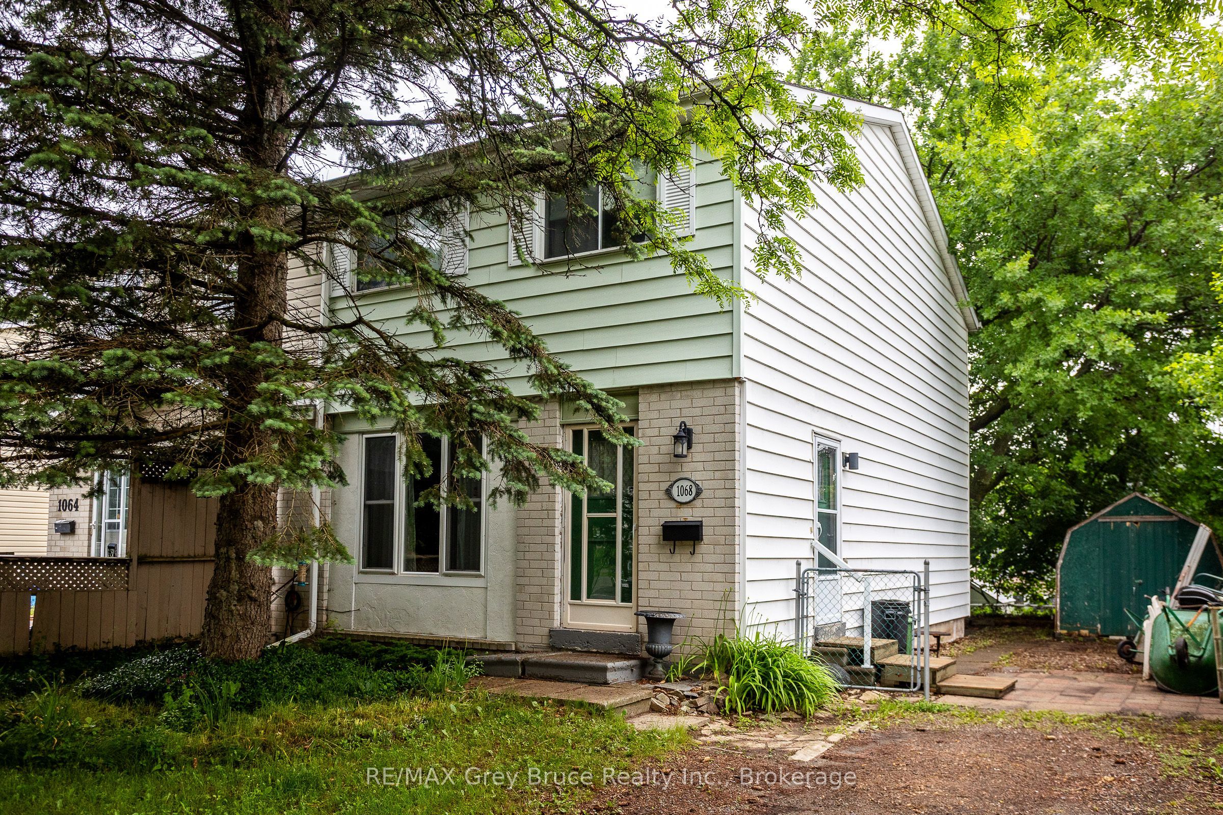 1068 11th Street E, Owen Sound, ON N4K 5V6