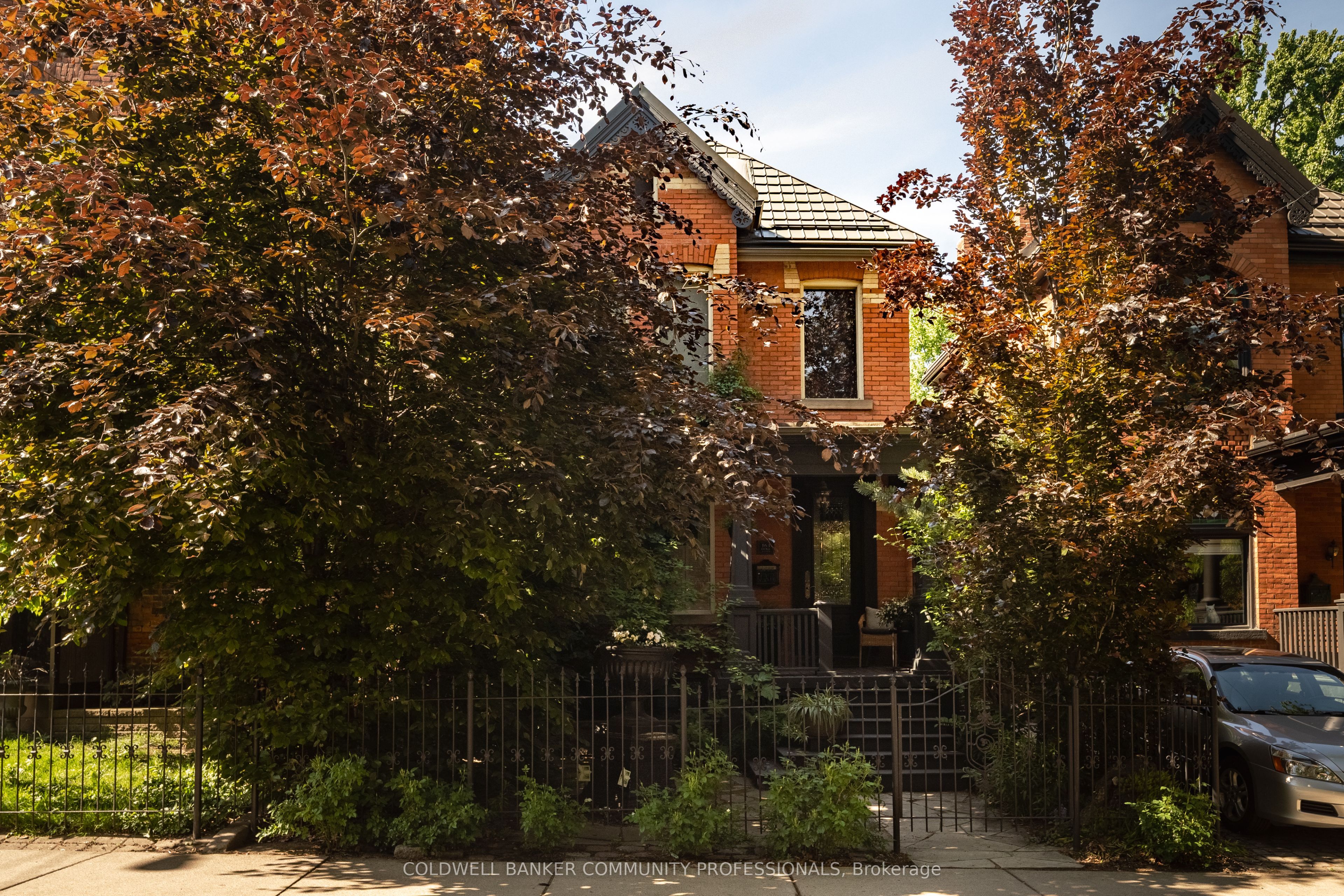 163 Duke Street, Hamilton, ON L8P 1X9