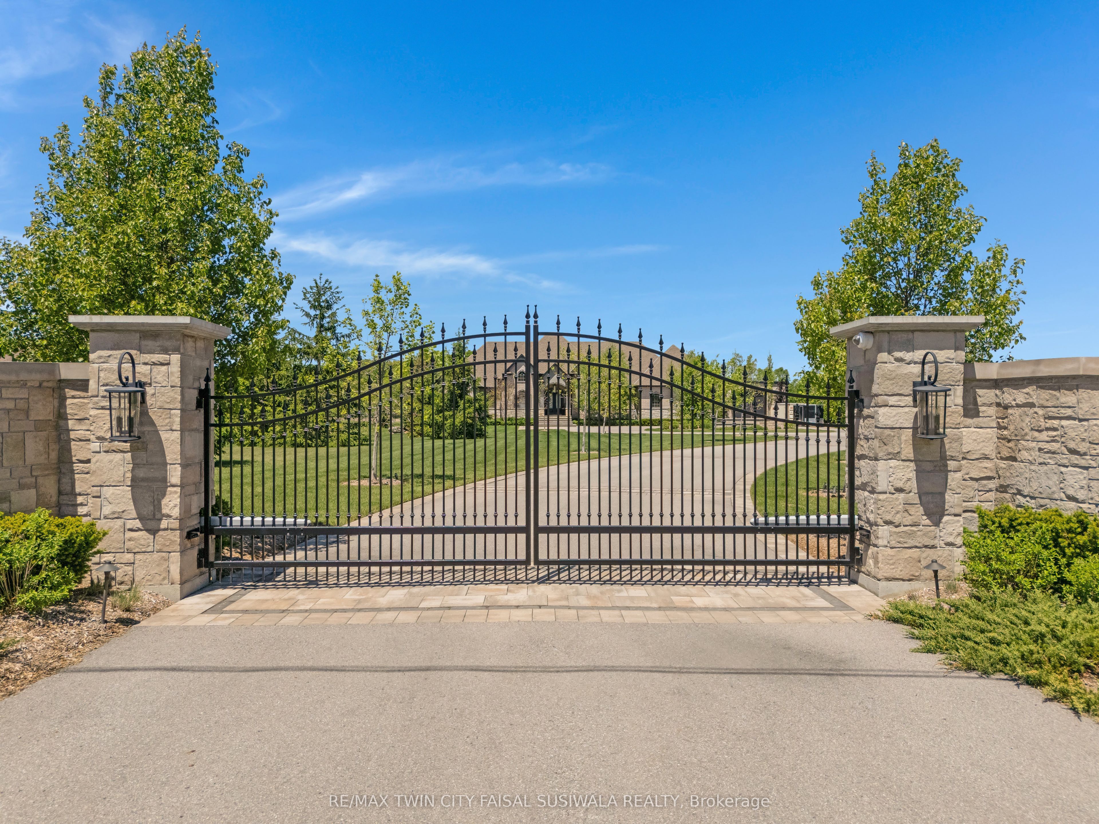 214 Jerseyville Road, Brant, ON N3T 5M1 photo 2