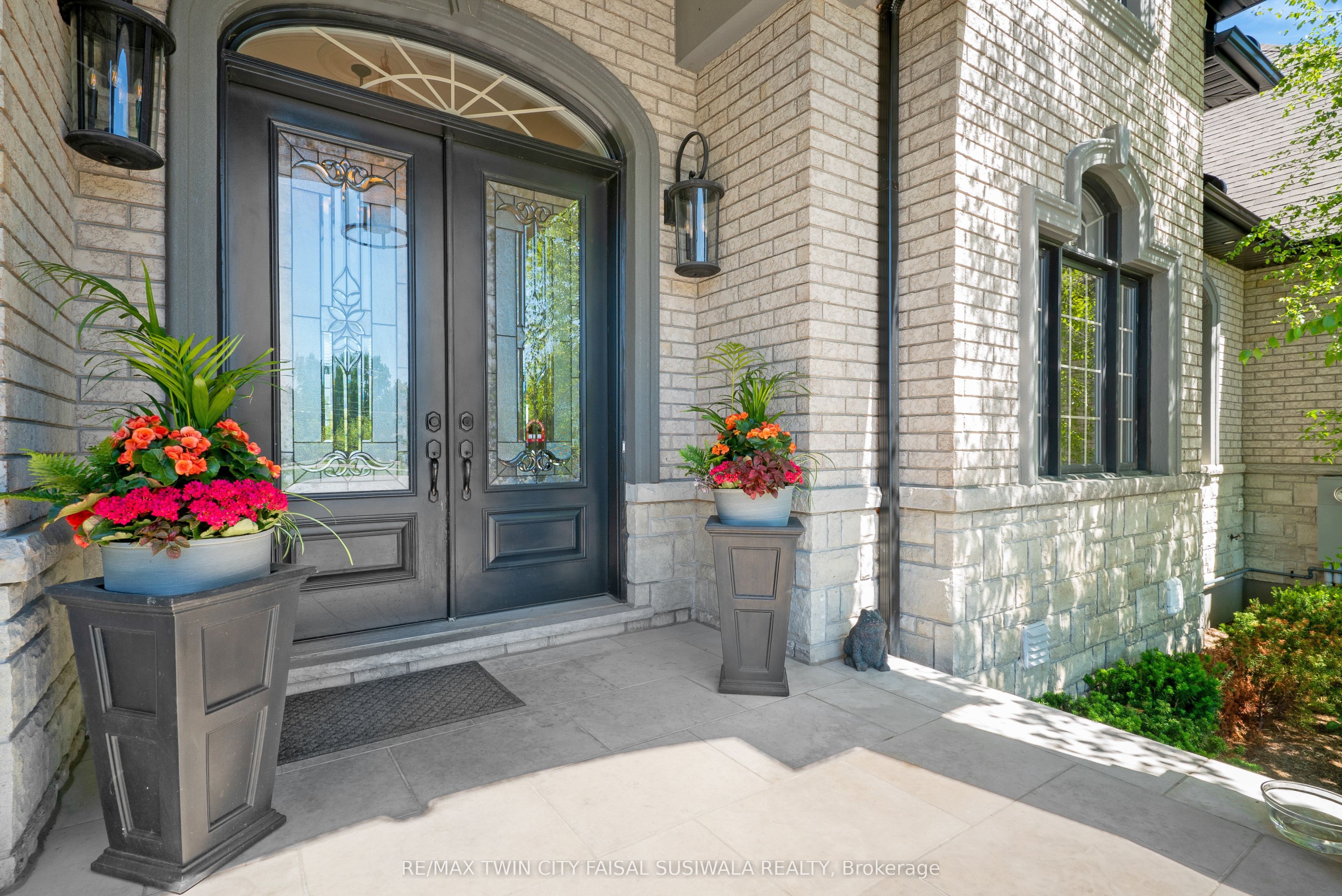 214 Jerseyville Road, Brant, ON N3T 5M1 photo 4