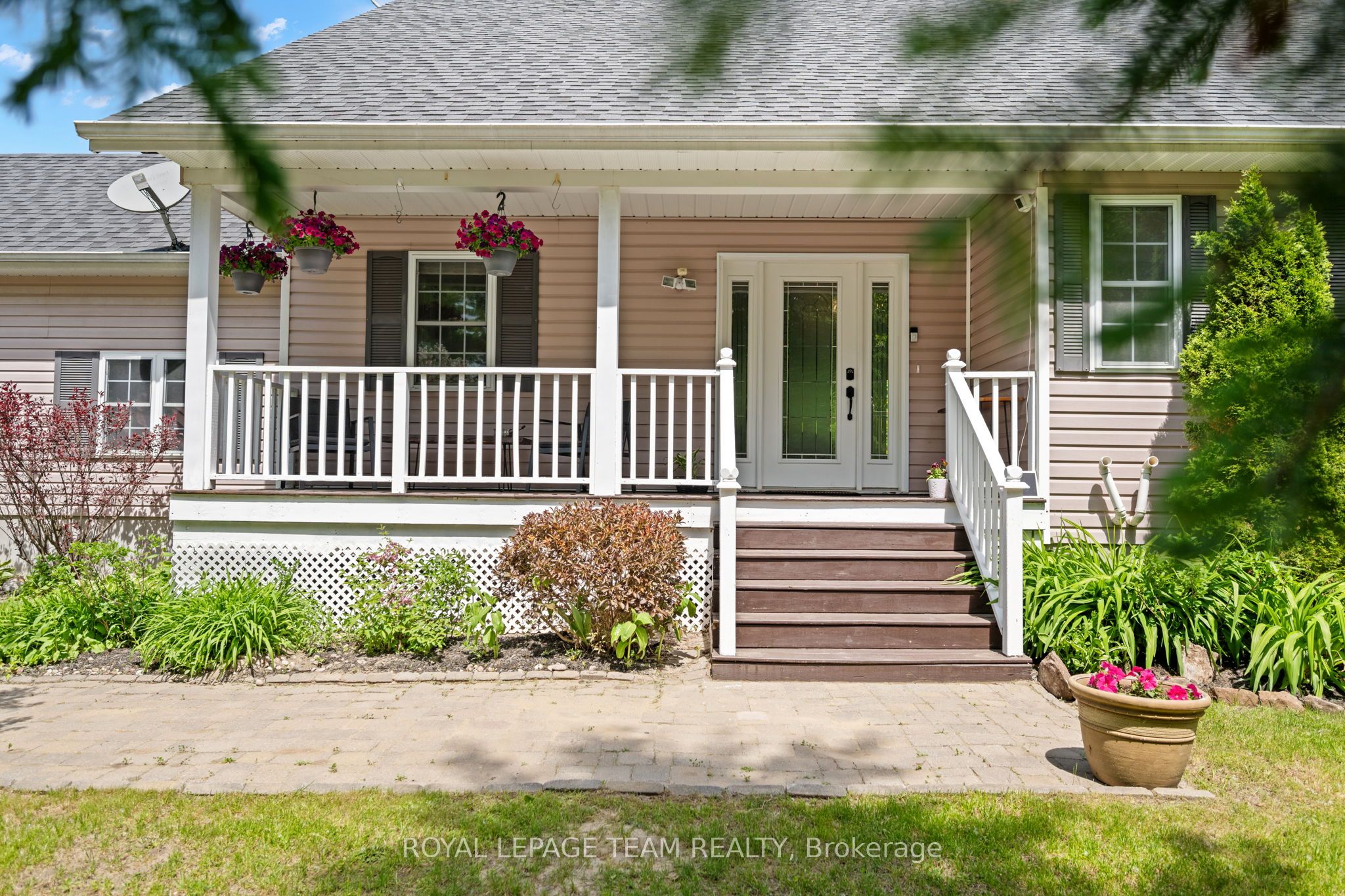 5040 Stonecrest Road, Constance Bay - Dunrobin - Kilmaurs - Woodlawn, ON K0A 3M0 photo 2