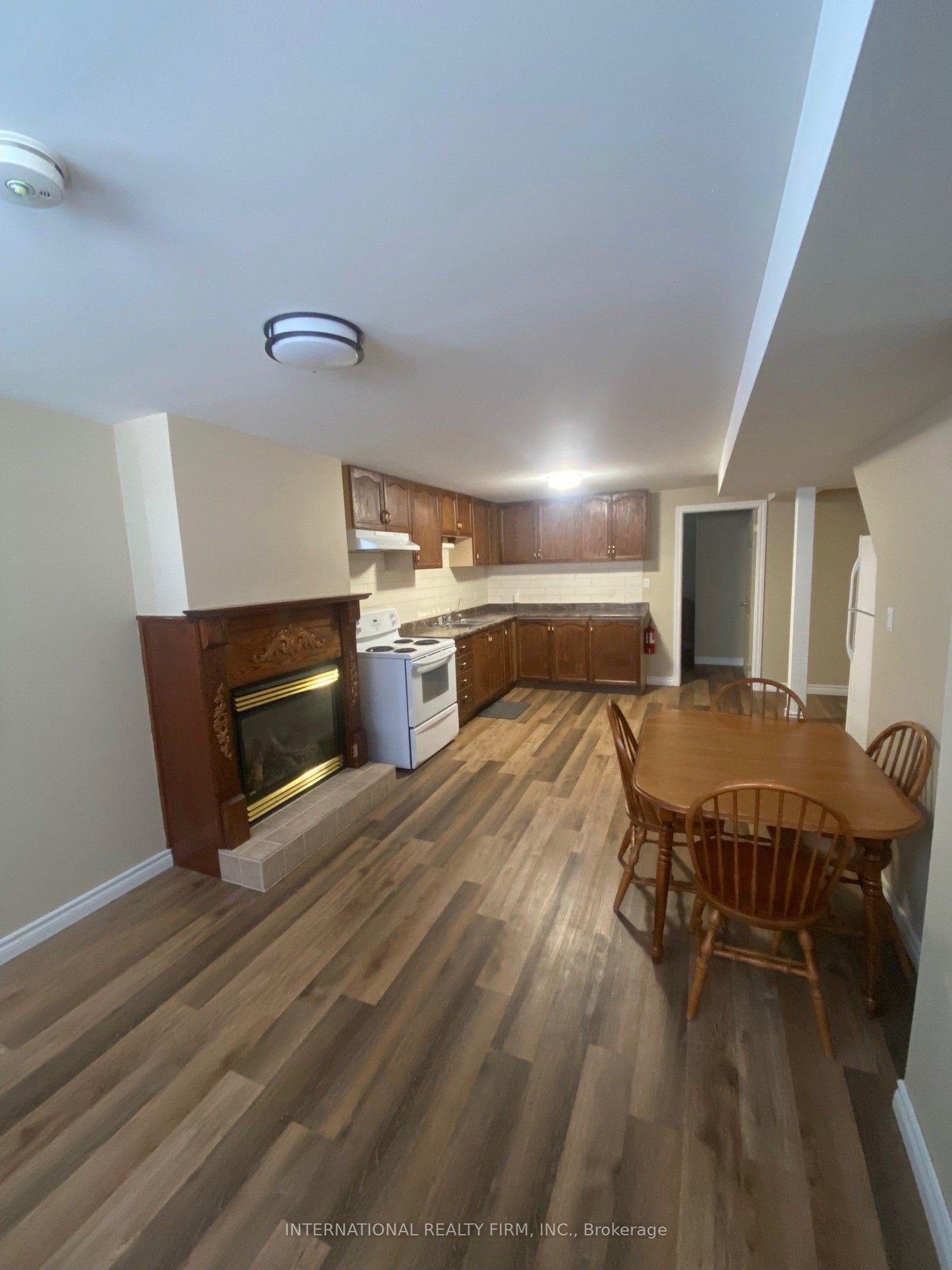 14 Mcgibbon Boulevard BSMT, Kawartha Lakes, ON K9V 6G3
