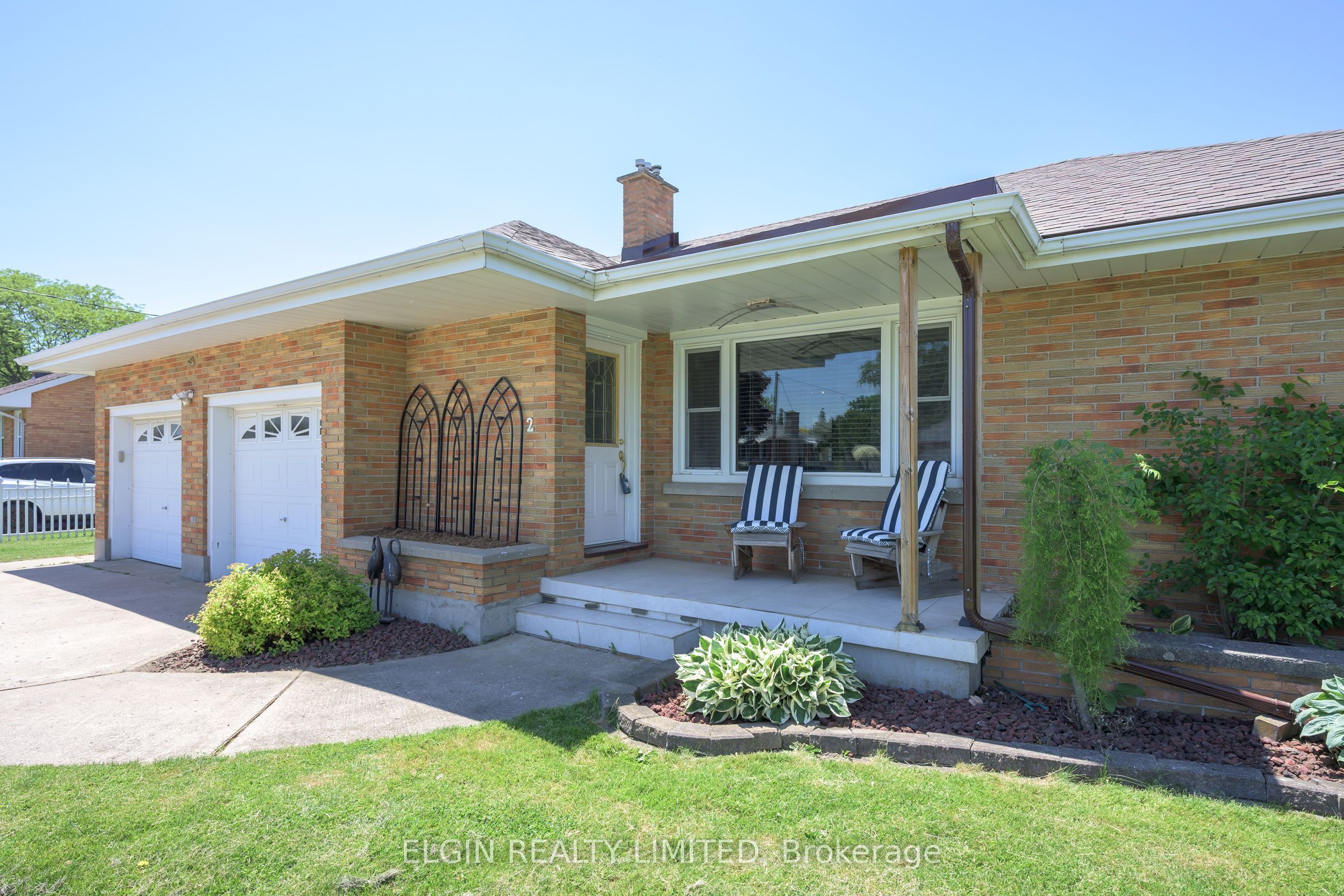 2 Lyndale Avenue, Central Elgin, ON N5R 1C4 photo 5