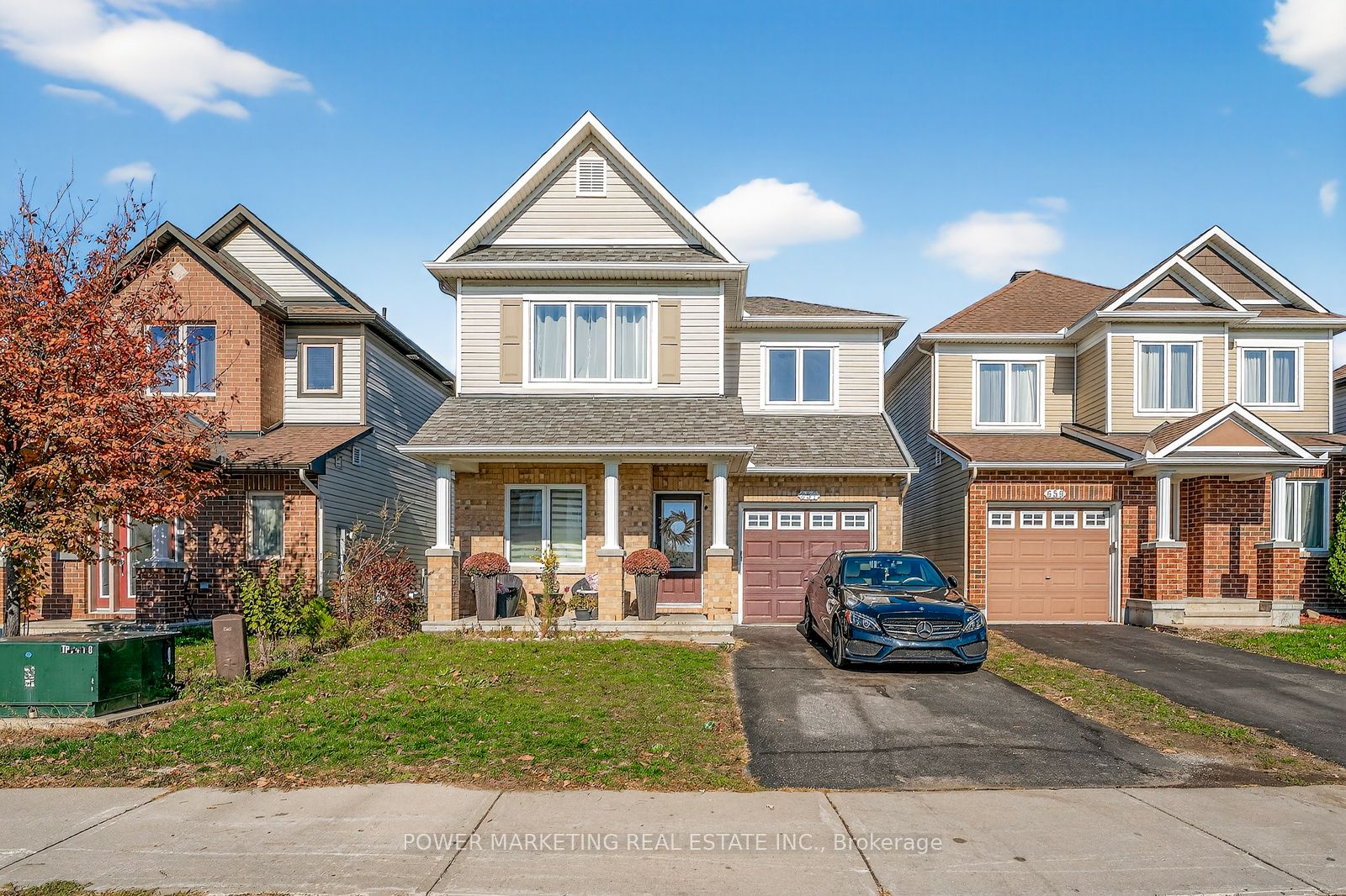 657 Clearbrook Drive N, Barrhaven, ON K2J 5S1