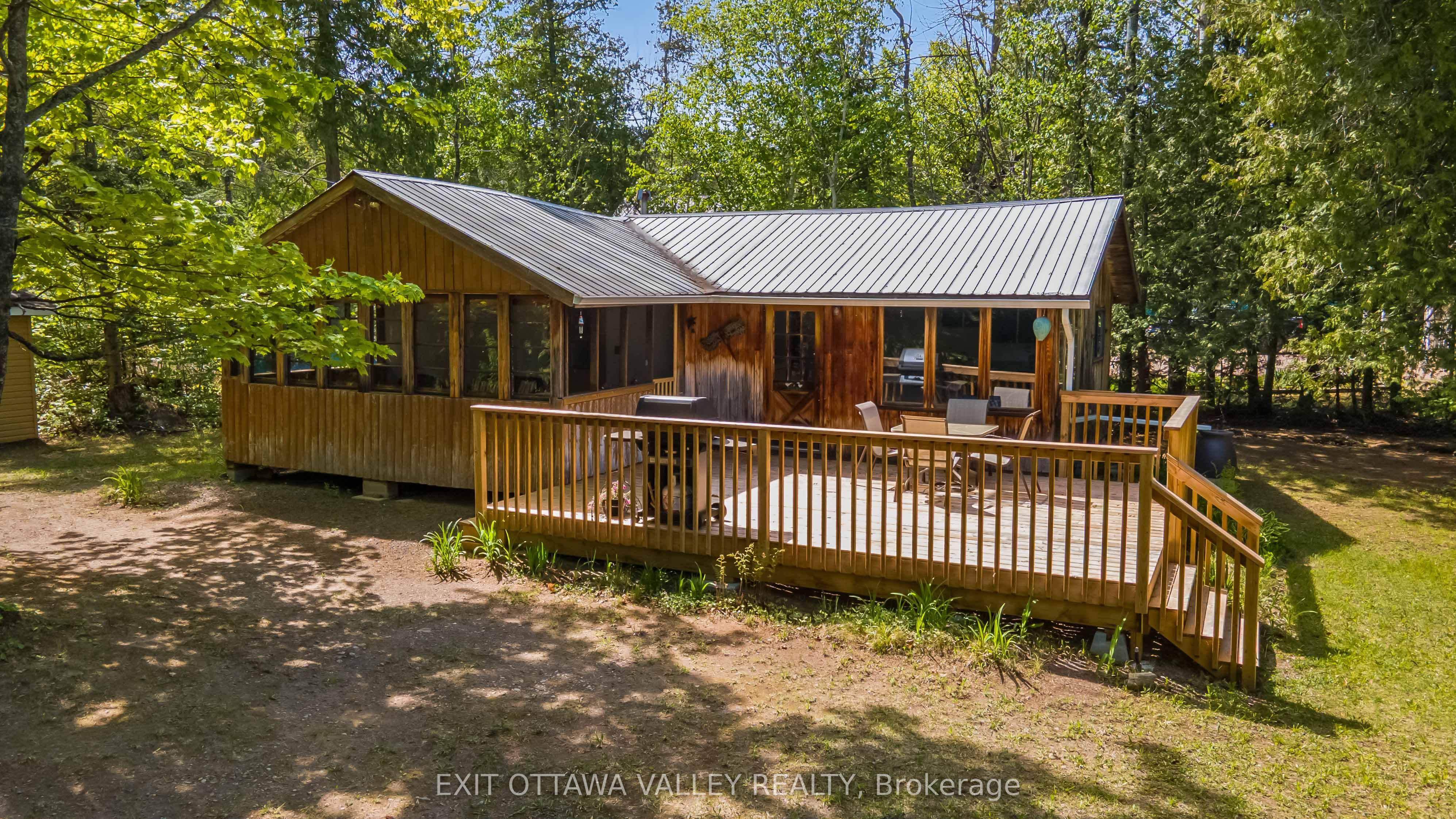 112 Arbor Vitae Road, Madawaska Valley, ON K0J 1B0